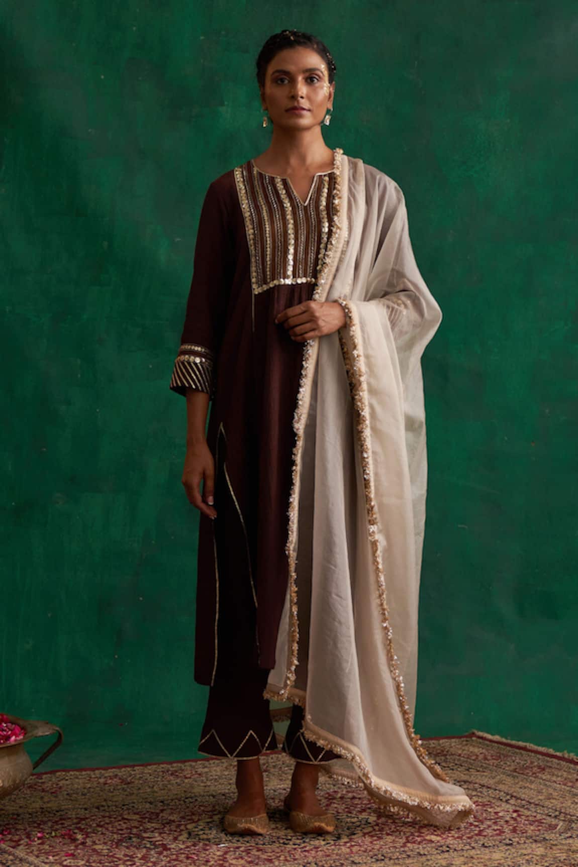 Rekha Agra Hand Work Crinkled Kurta Set 