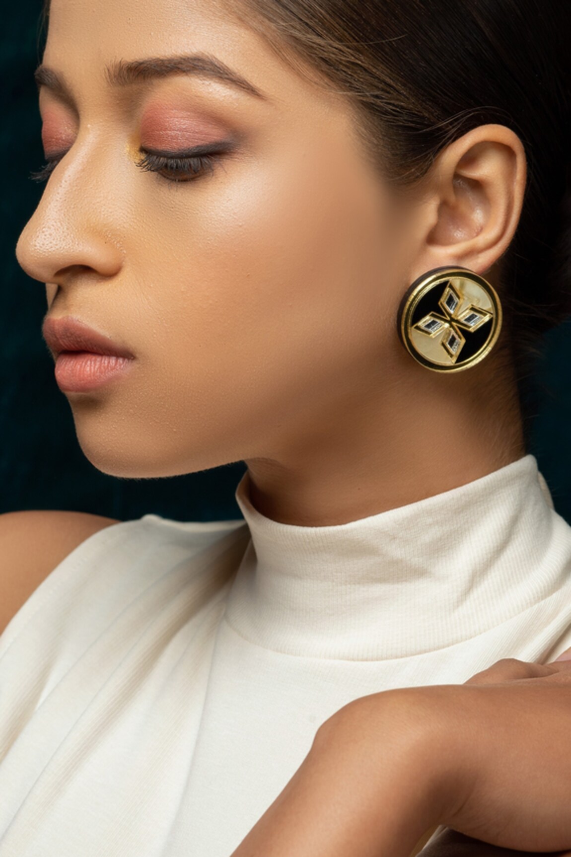 Prachi Gupta Opaline Circular Pattern Stud Earrings