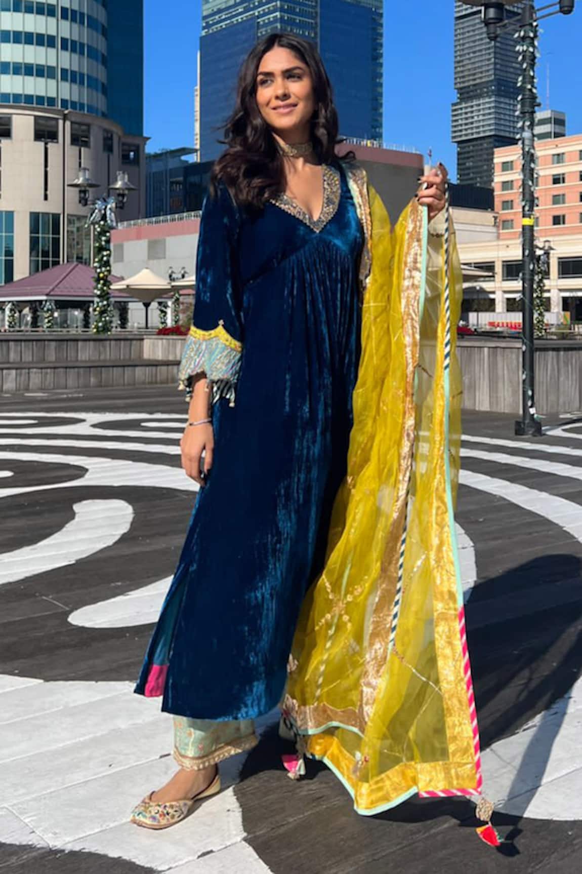 Rajiramniq Fariba Velvet Hand Embroidered Anarkali Set 