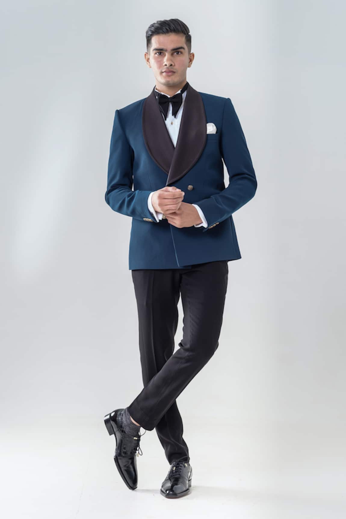 Amrit Dawani Shawl Lapel Collar Tuxedo Set 