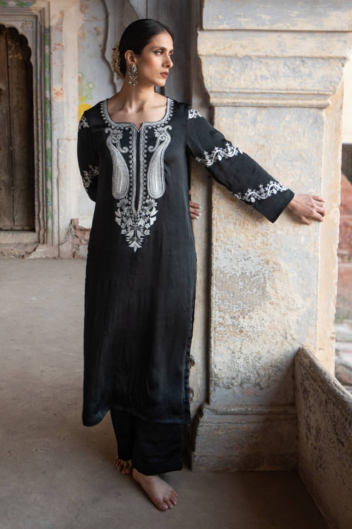 Avaasya Jaipur Bodice Embroidered Kurta & Flared Pant Set 