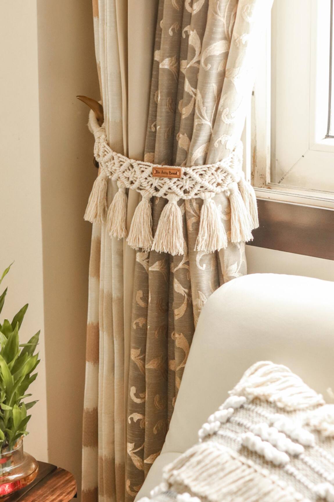 Karighar Tasselled Curtain Binds - Set of 2