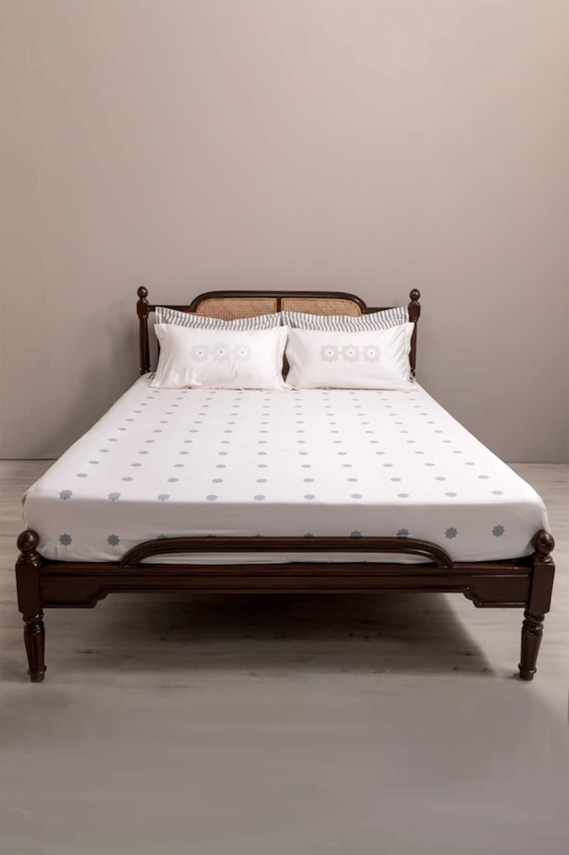 Kyoona The Iktara Printed Bedsheet Set