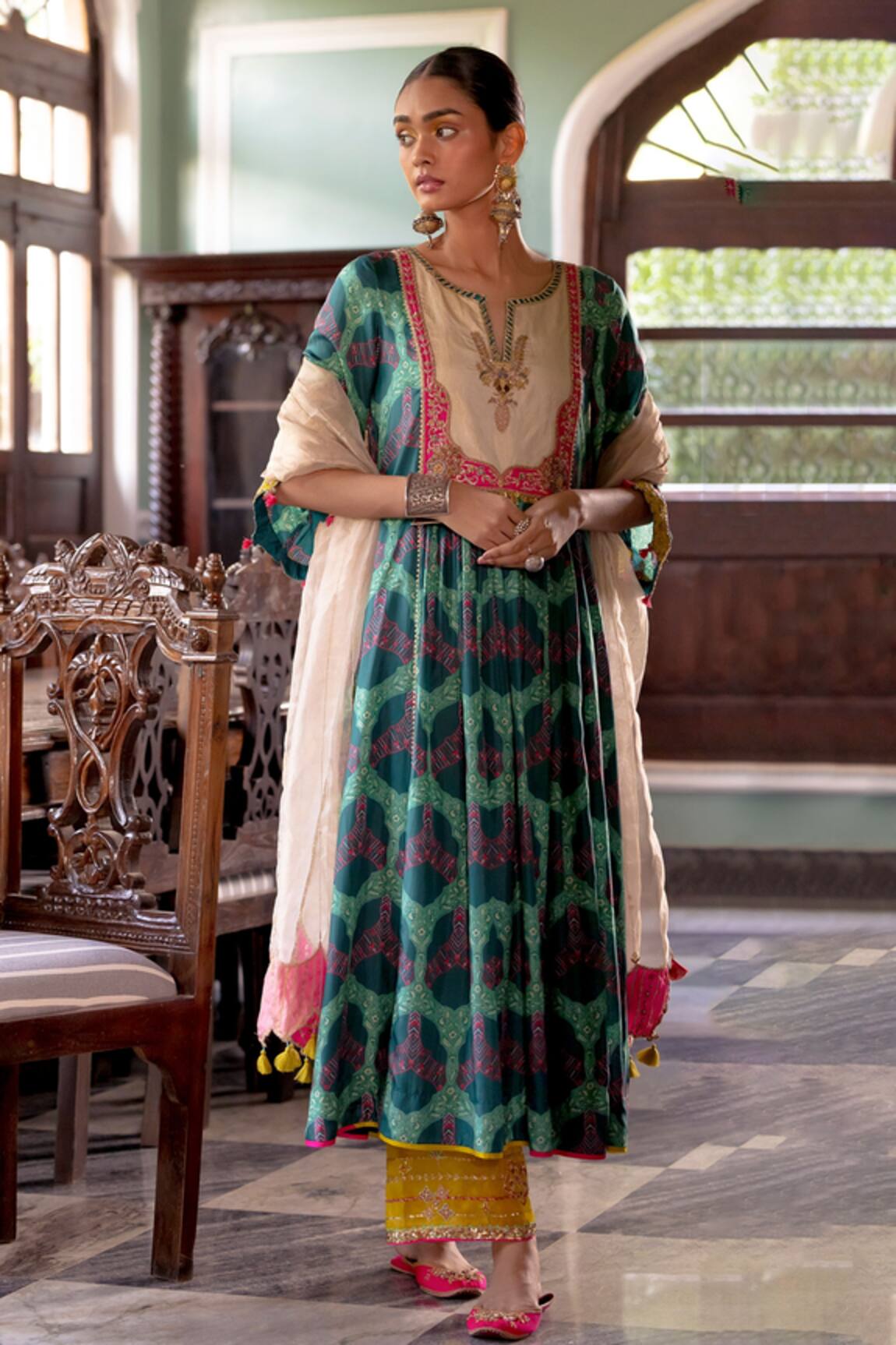 Rajiramniq Moroccan Print Gathered Kurta Set