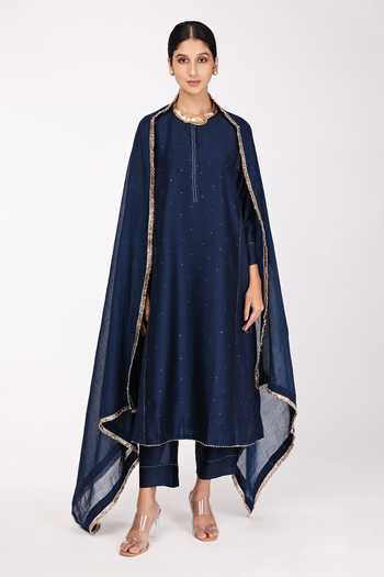 Komal Shah Embroidered Kalidar Kurta Set 