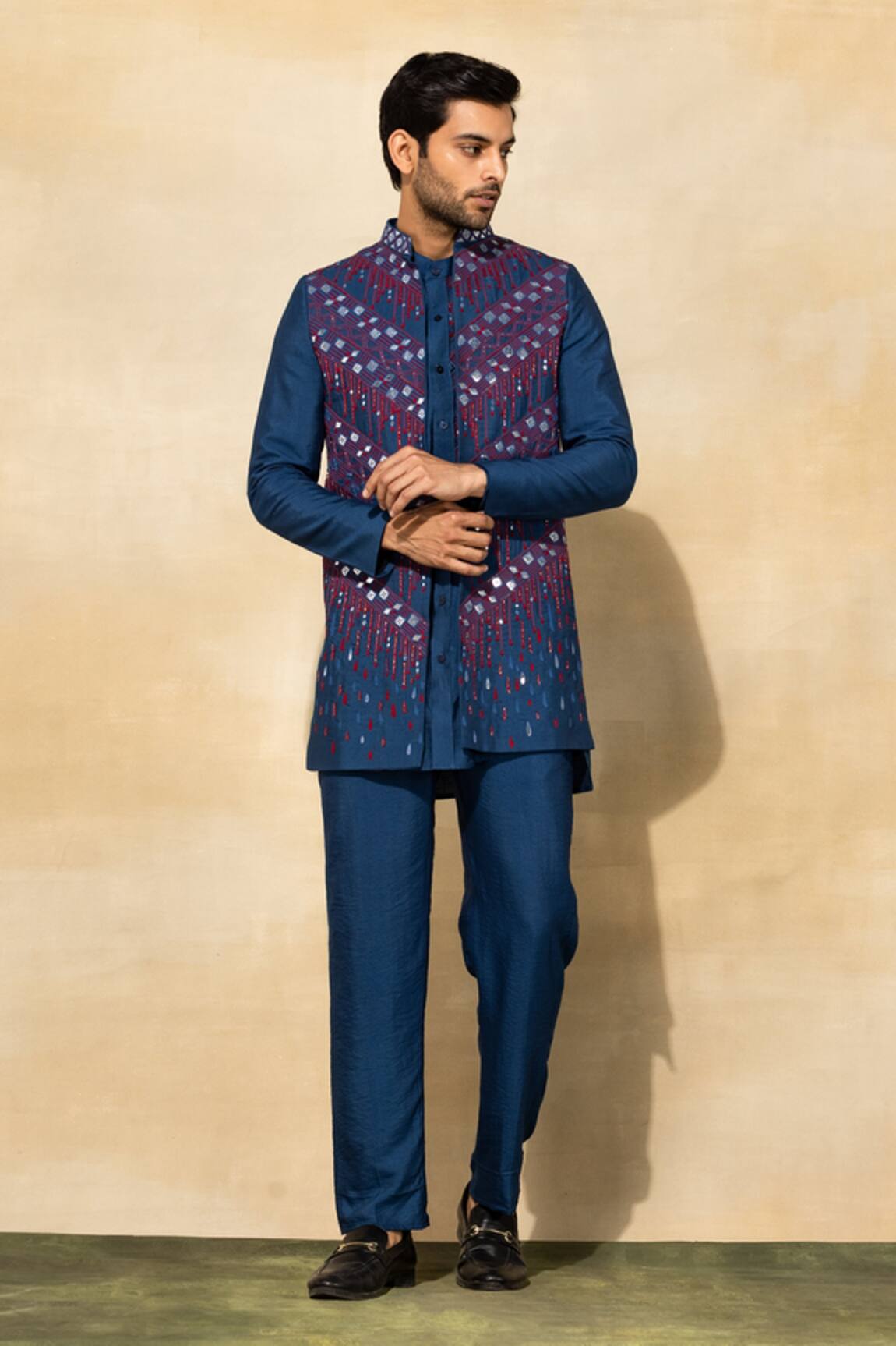 Diyarajvvir Indigo Blue Embroidered Bundi & Kurta Set