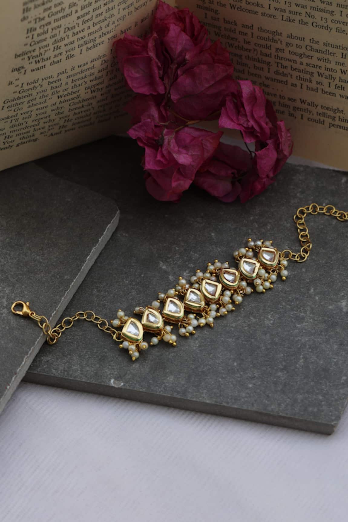Do Taara Kundan Bracelet 