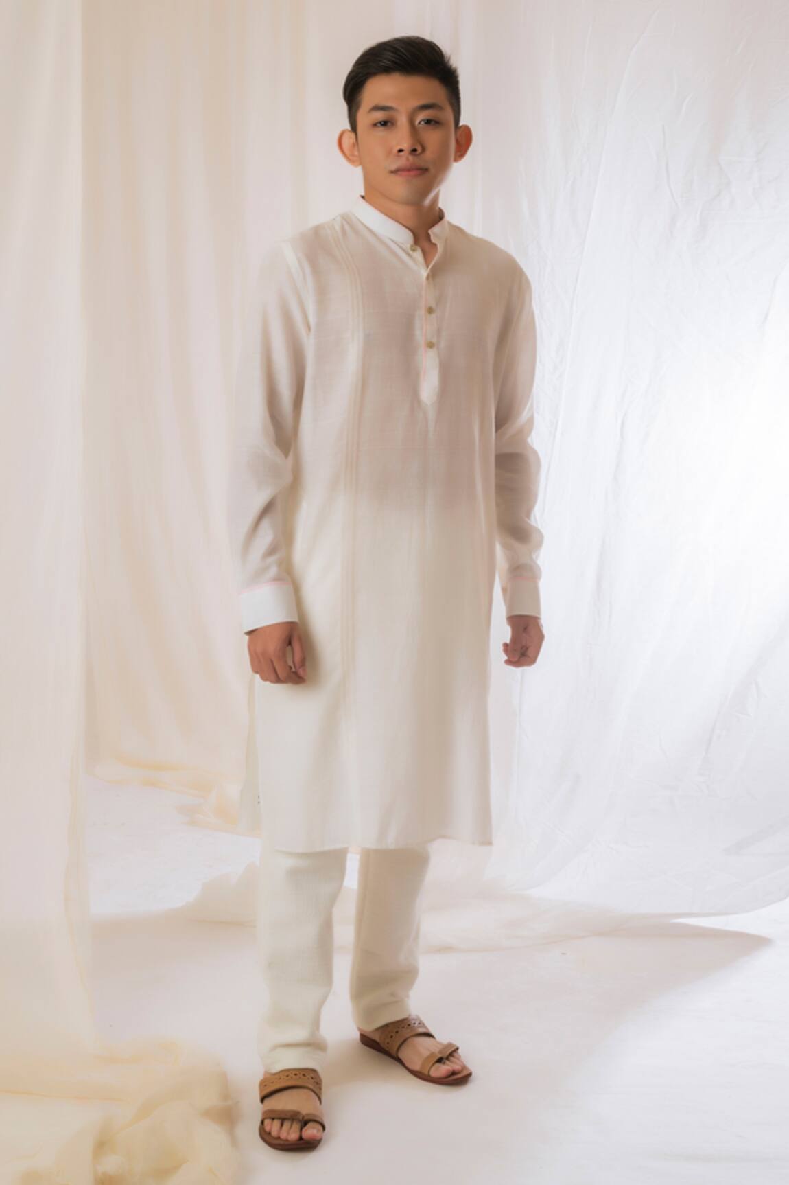 Vaani Beswal Mandarin Collar Kurta