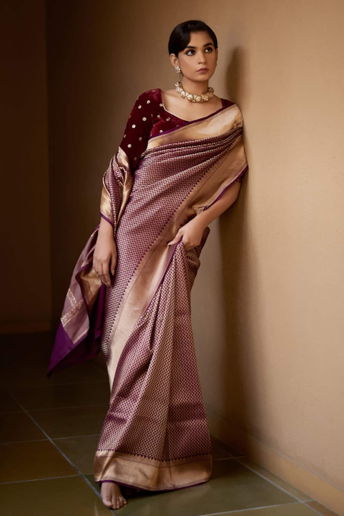 Devissha Katan Silk Handloom Paisley Pattern Banarasi Saree