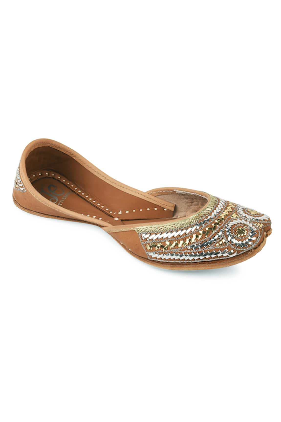 Jutti Express Heritage Zari Embroidered Juttis