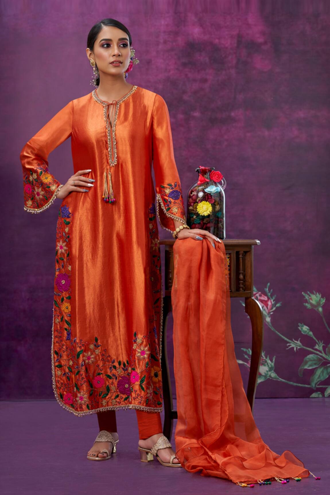 Label Niti Bothra Floral Applique Kurta Pant Set