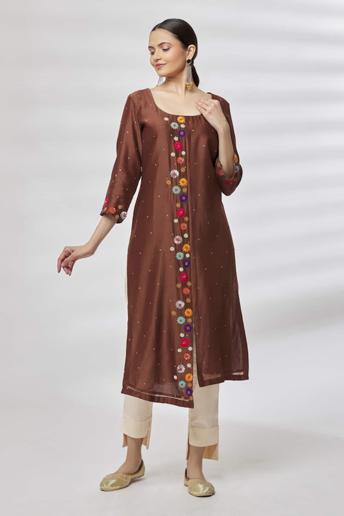 Kasturi Tikmani Chanderi Floral Pattern Straight Kurta