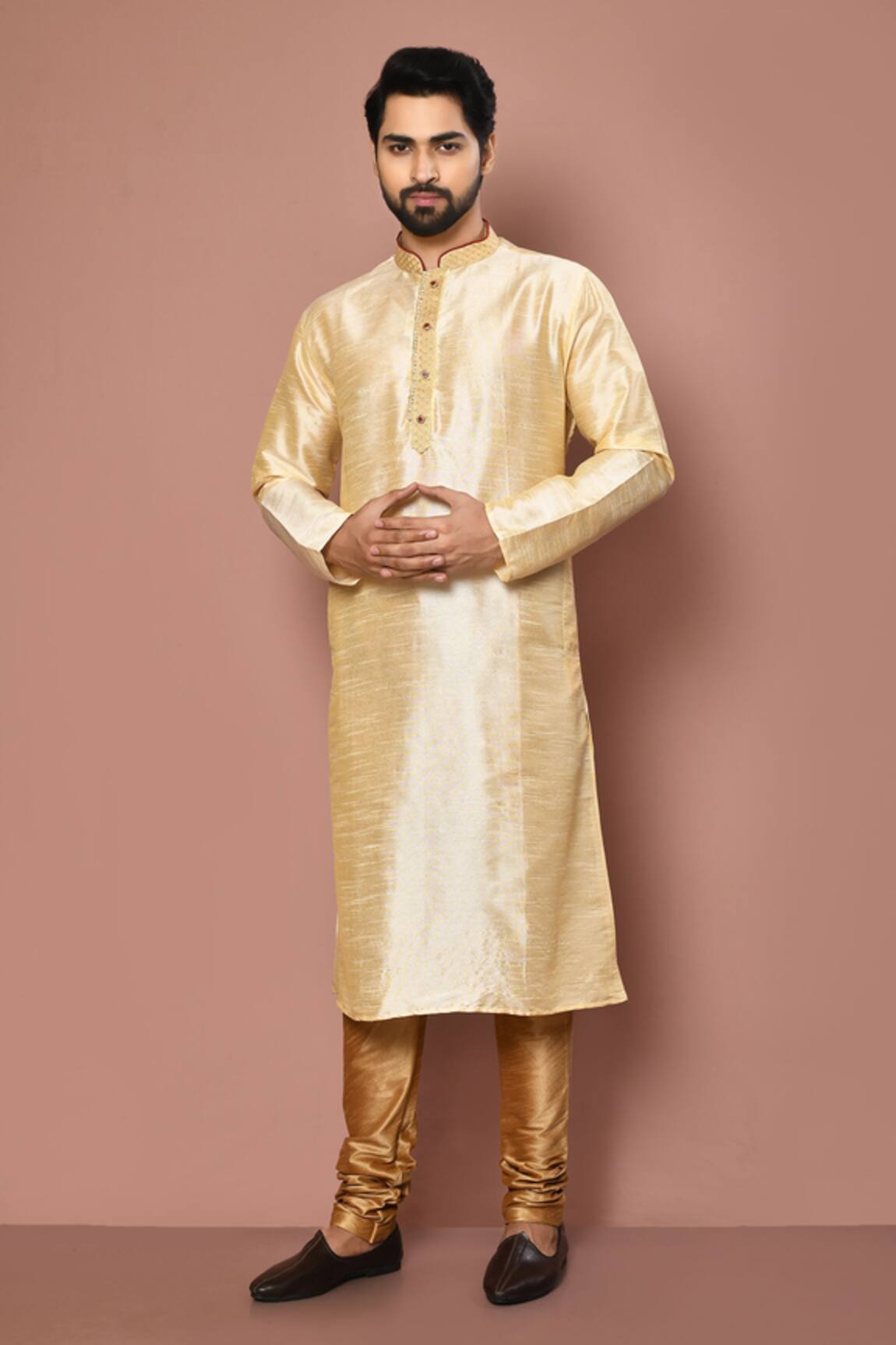 Naintara Bajaj Placket Embroidered Kurta Set