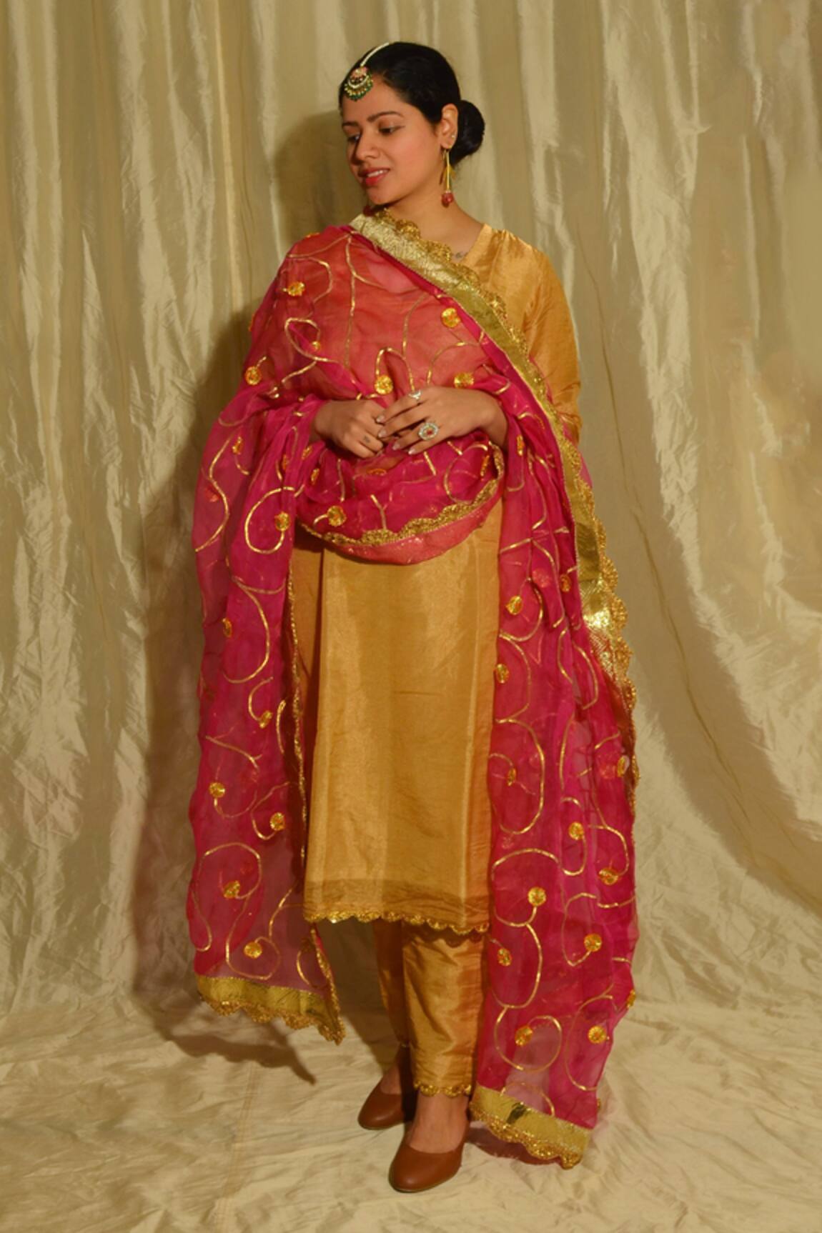 Studio Malang Gota Jaal Embroidered Dupatta