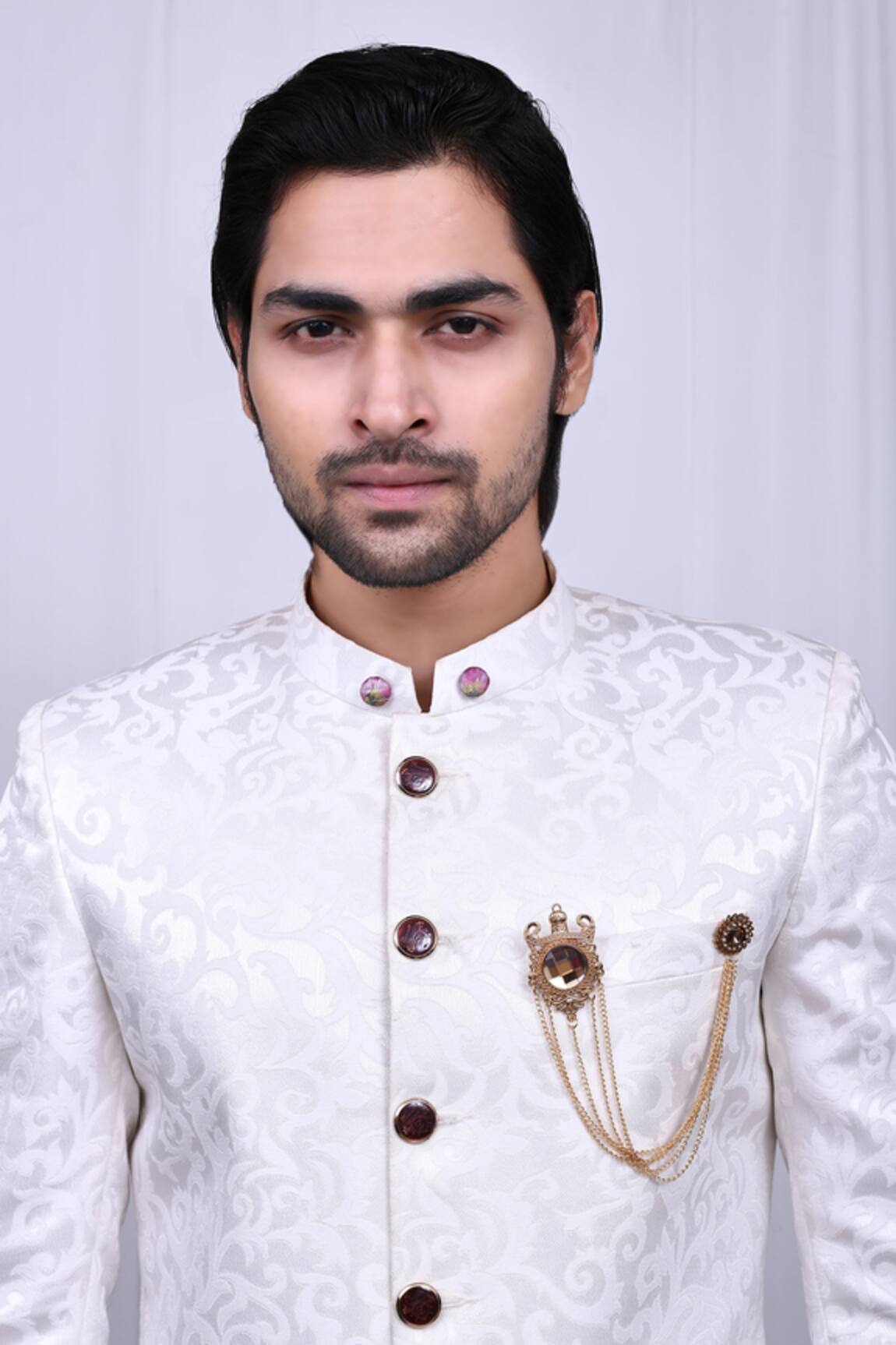 Nazaakat by Samara Singh Carved Design Brooch
