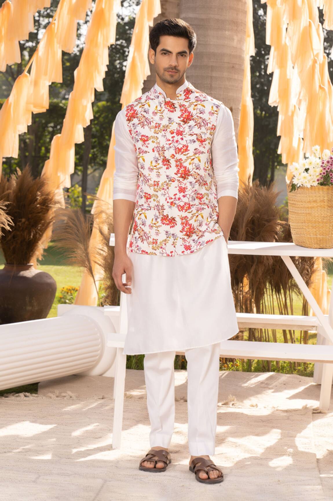 Chhavvi Aggarwal Flower Vine Print Sleeveless Bundi