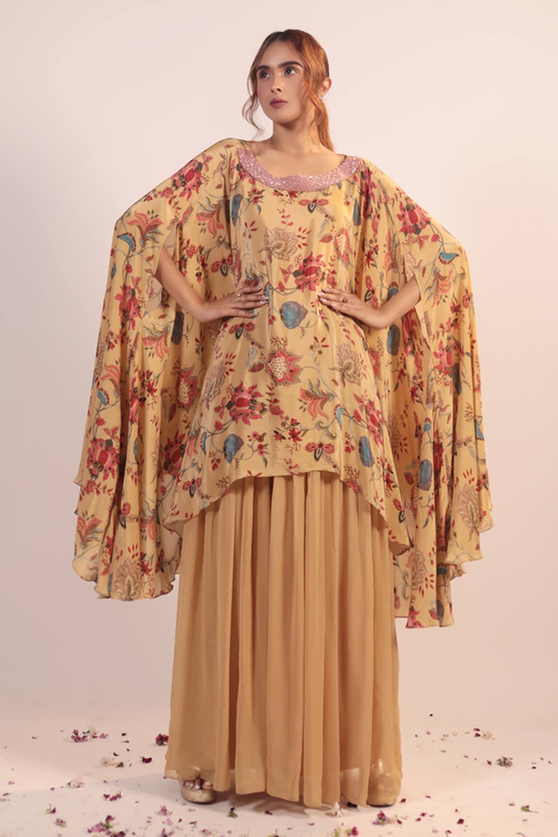 Label Shristi Chetani Floral Pattern Kaftan & Gathered Pant Set 