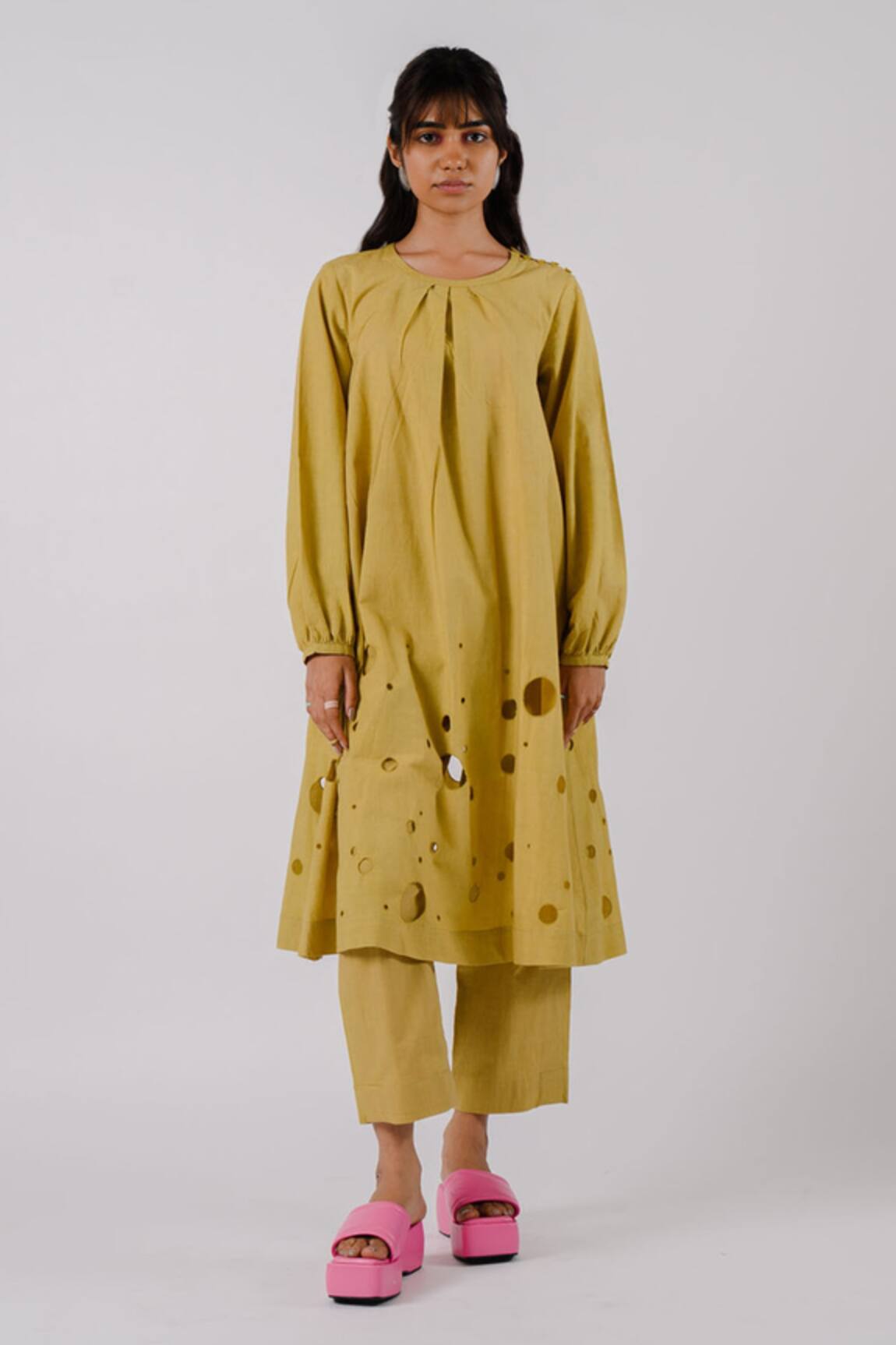 Tussah By Siddhi Shah Flared Cutwork Hem Kurta With Pant