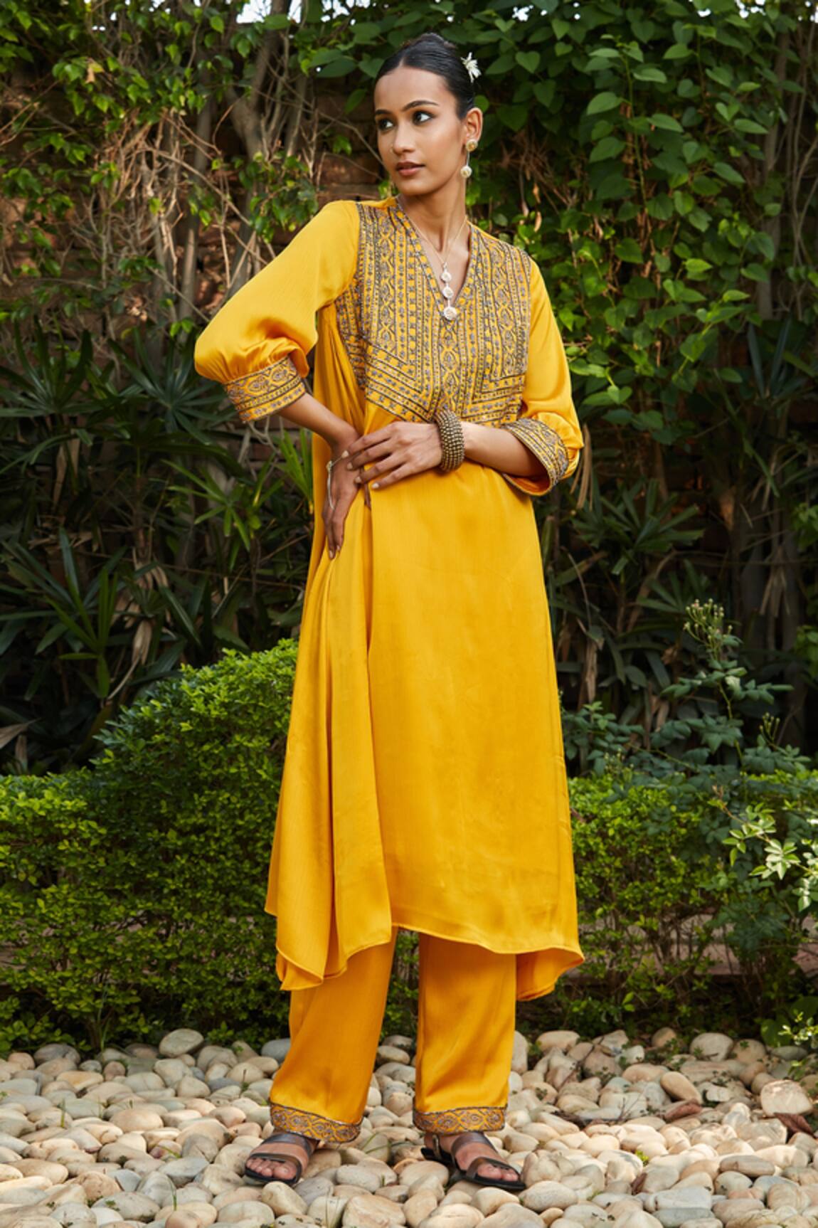 Bohame Nadia Hand Embroidered Kurta & Pant Set