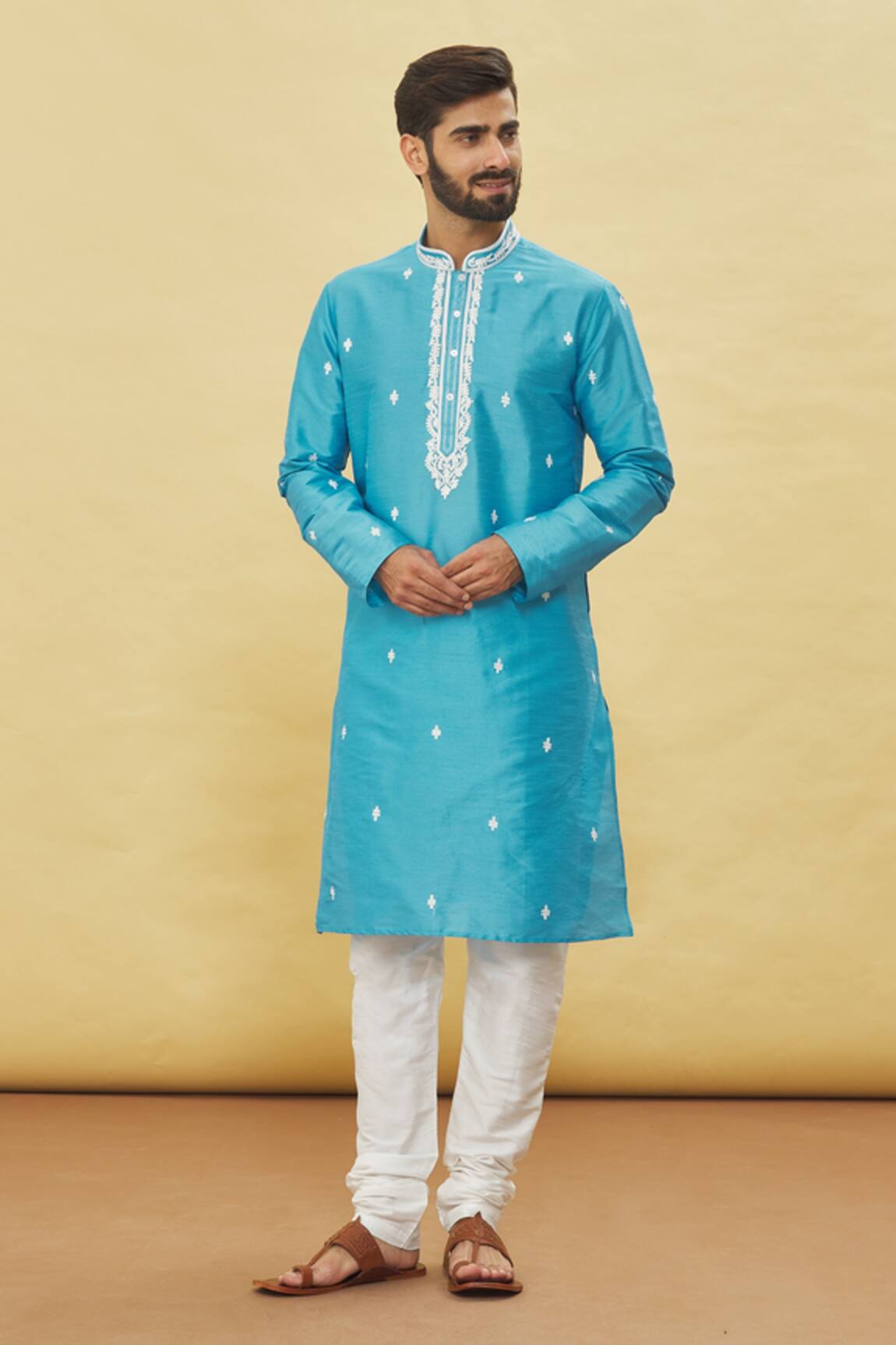 Nazaakat by Samara Singh Full Sleeve Embroidered Kurta Set