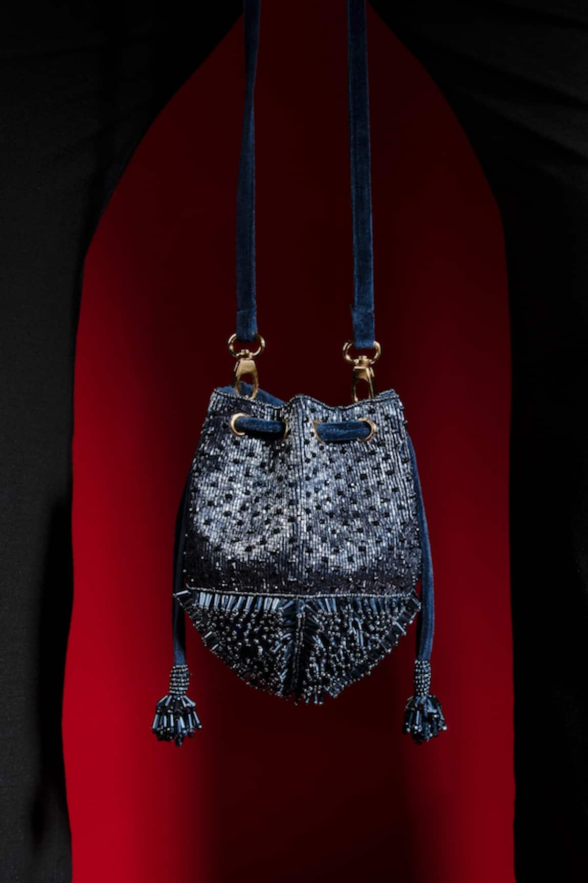 Aomidori Shimai Starship Crystal Embellished Bucket Bag