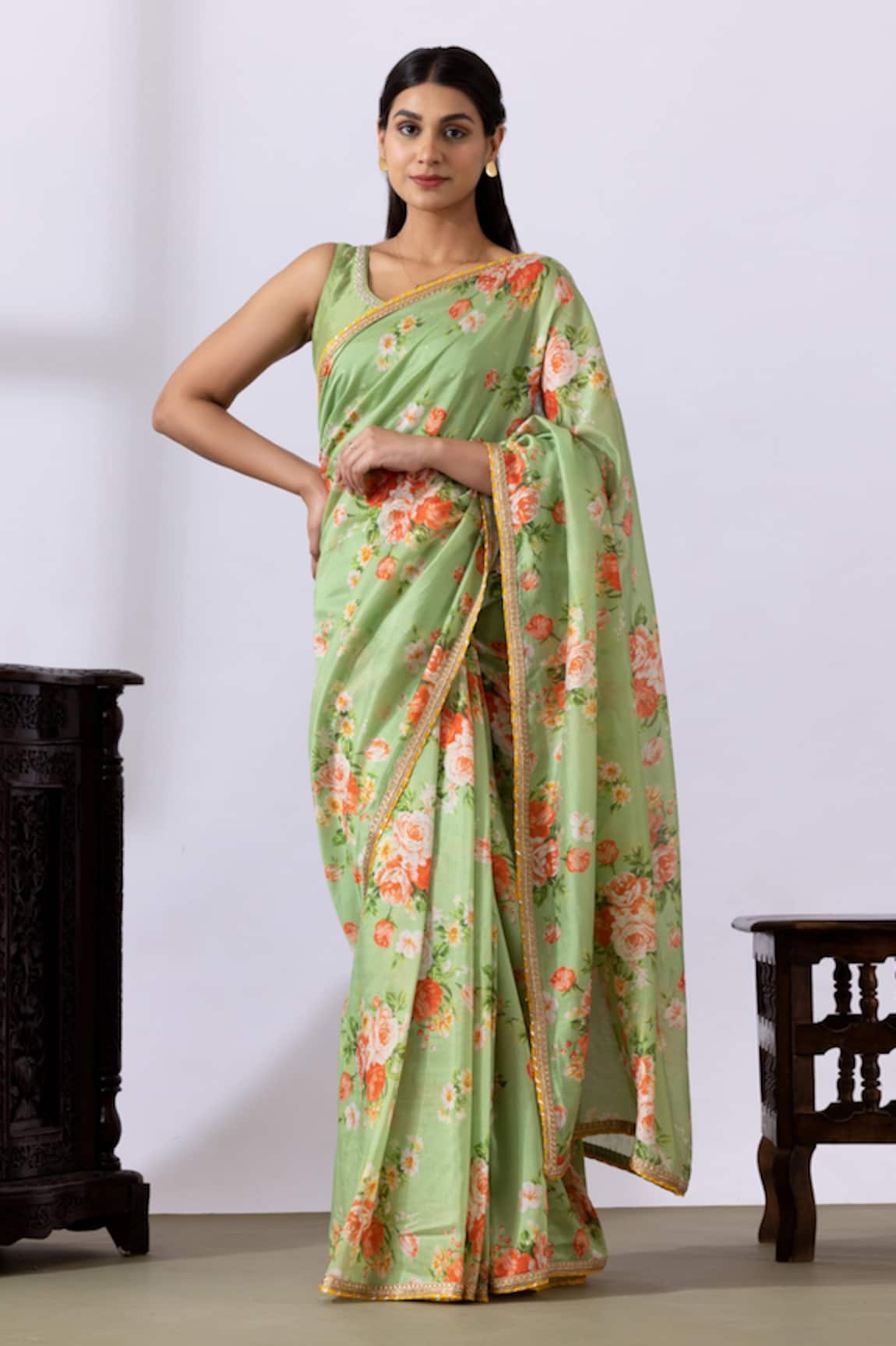 Abbaran Printed Pre-Draped Saree With Blouse