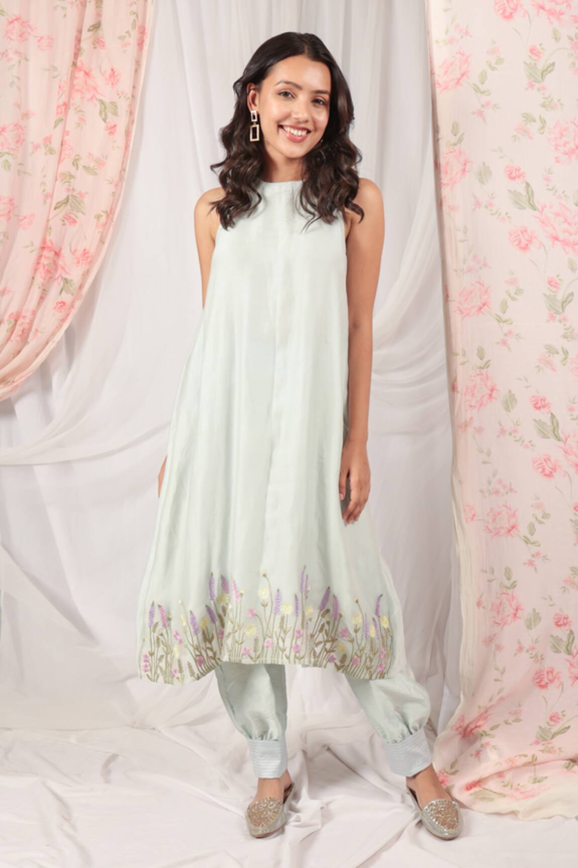 House Of TA-YA Floral Embroidered Chanderi Kurta Set 