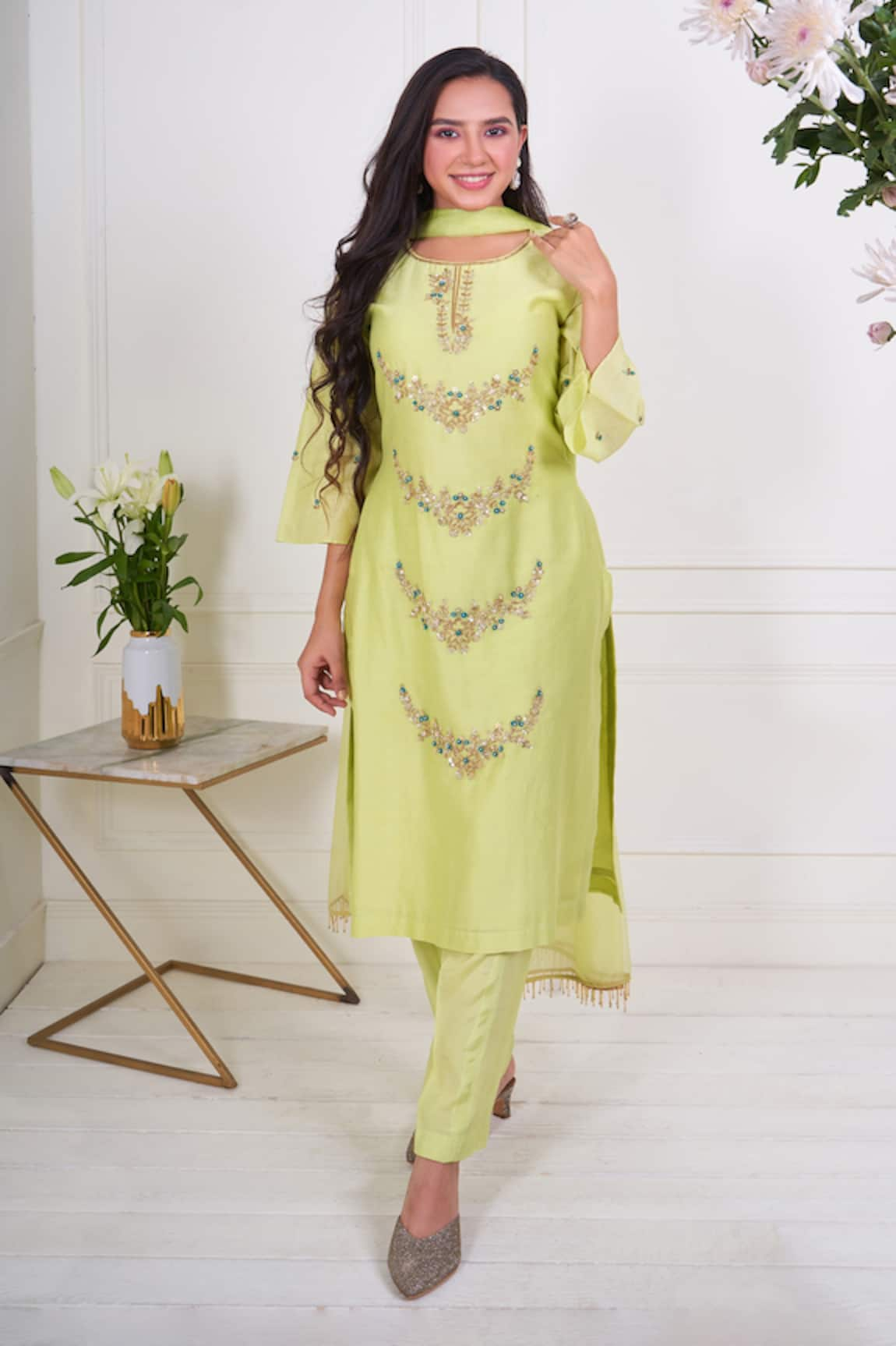 Geetika Jain Chanderi 3D Flower Embroidered Kurta Set