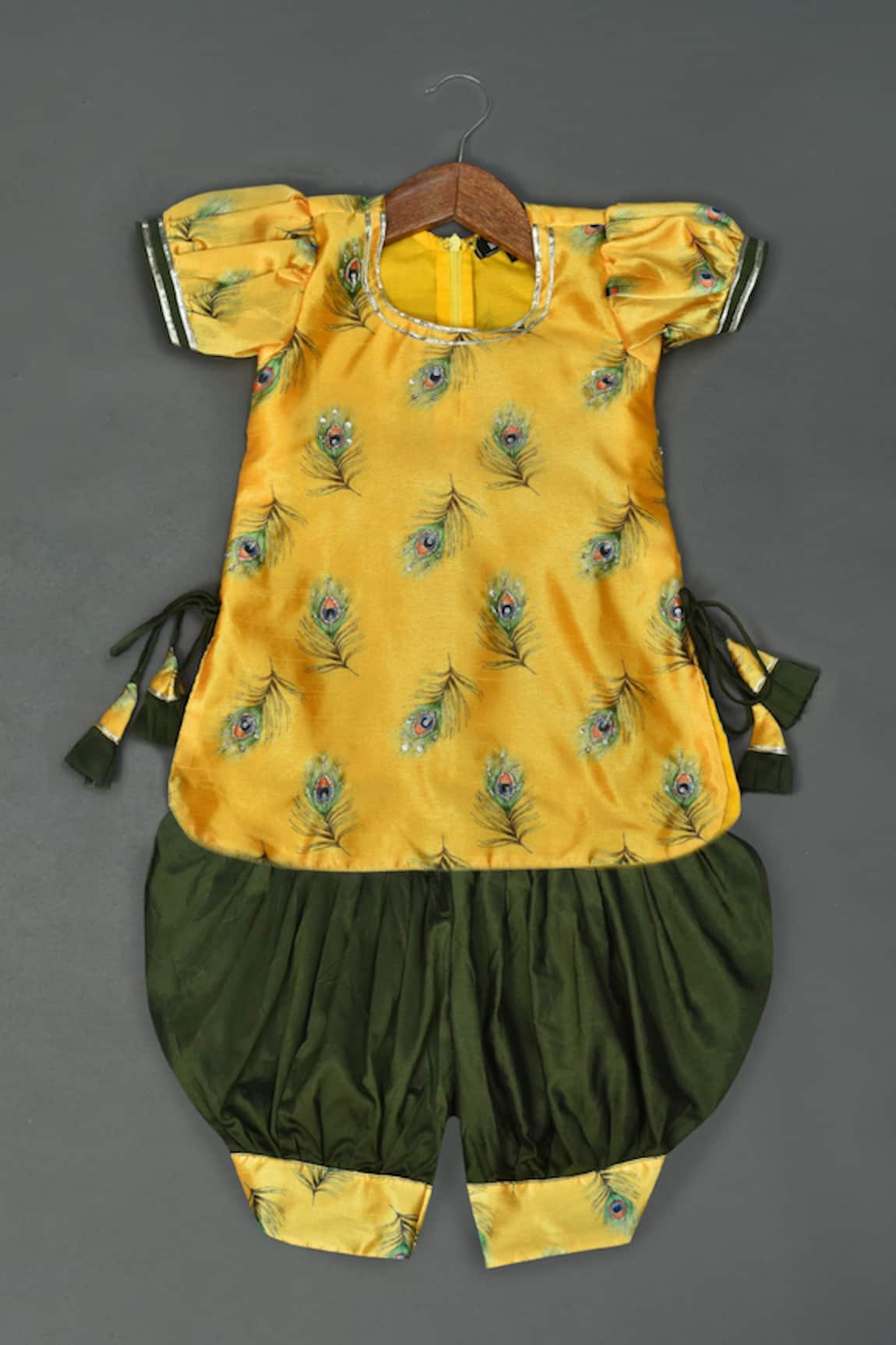 Maaikid Printed Kurta & Bottle Green Afghani Pant Set