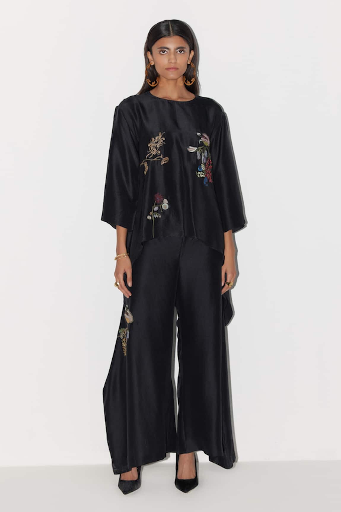FEBo6 Flower Vine Embroidered Top With Trouser