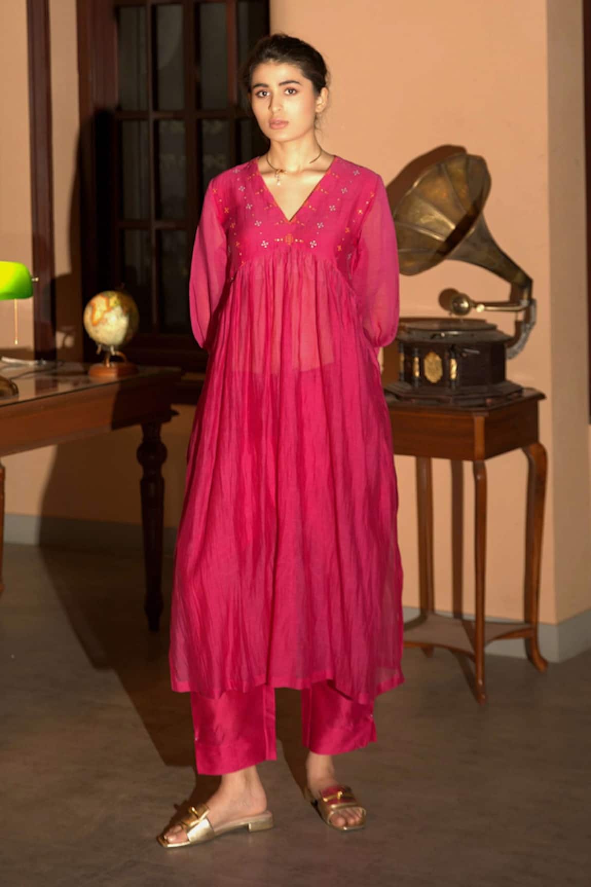 Deep Thee Chanderi Gathered Kurta & Pant Set