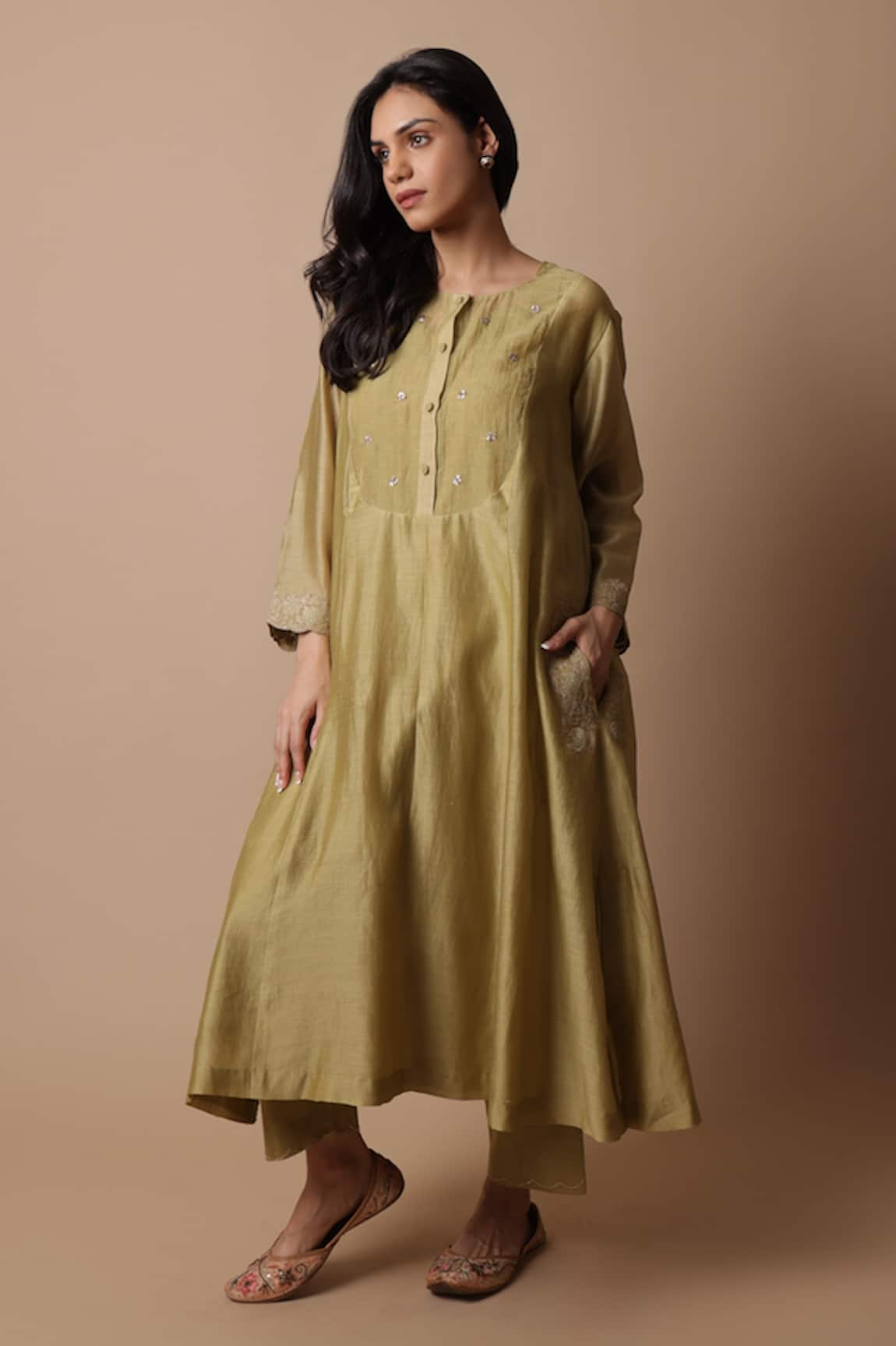 Rhua India Nimai Yoke Embroidered Kurta Set