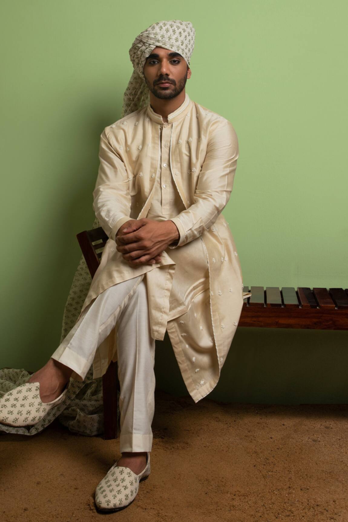 Ankita Shahabadi Tafeer Layer Embroidered Kurta