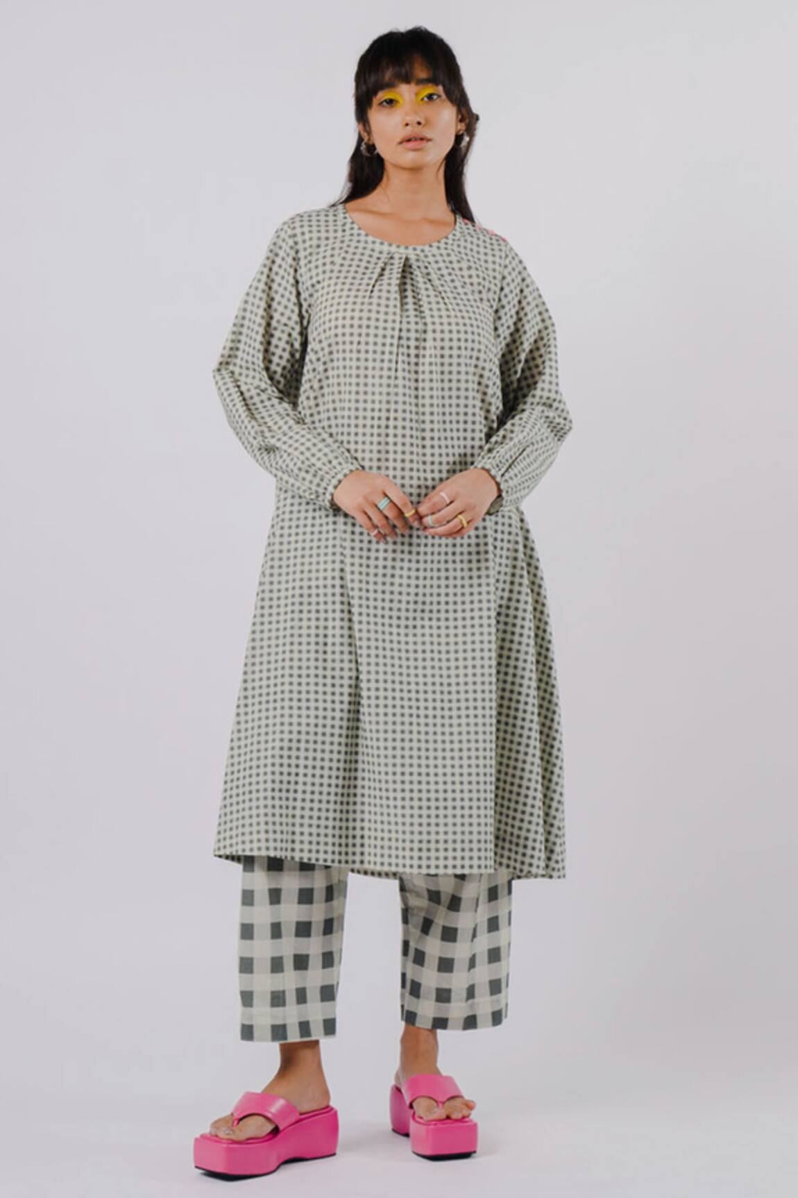 Tussah By Siddhi Shah Cotton Big Checkered Print Pant