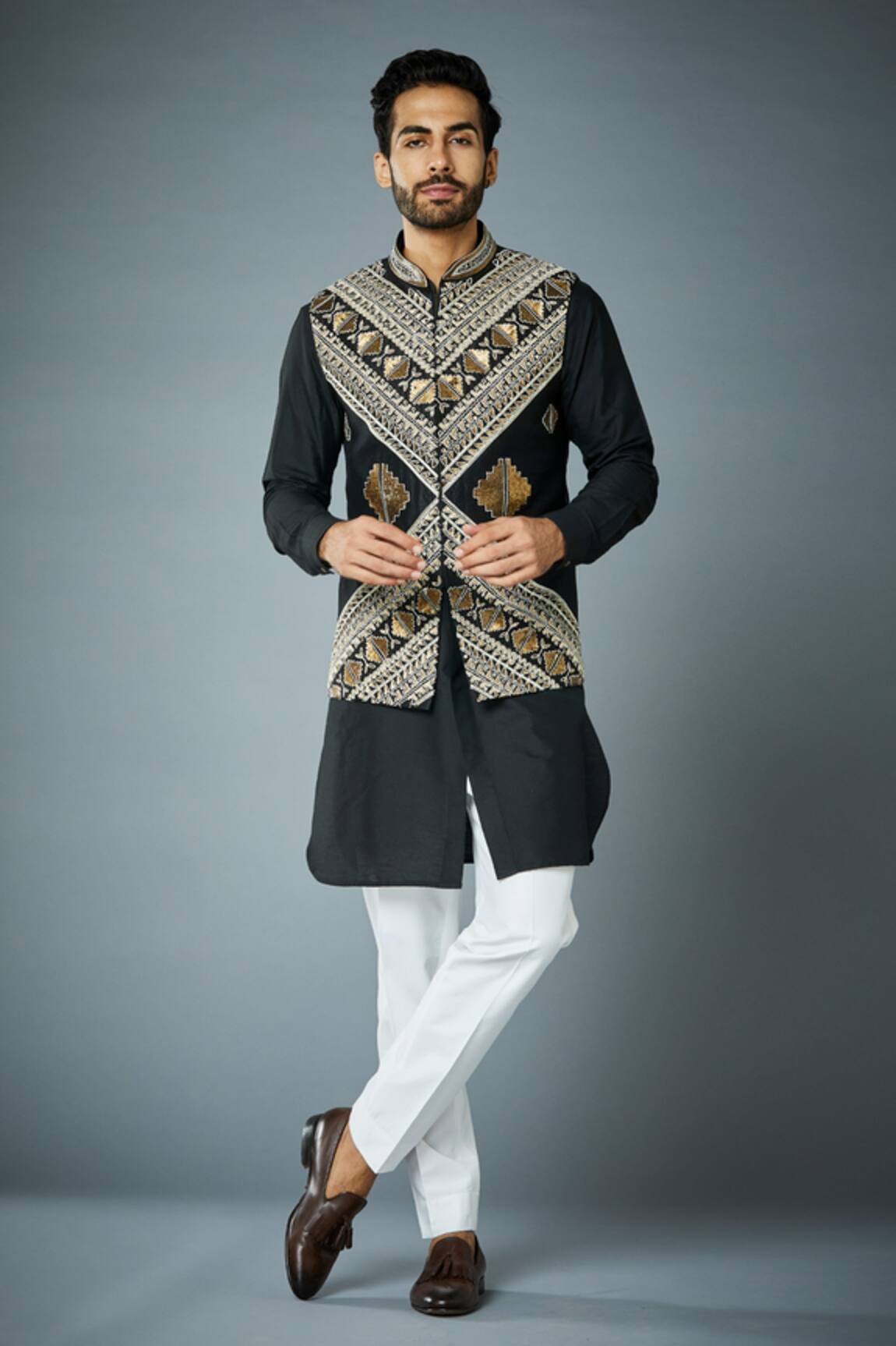 Gargee Designers Black Geometric Embroidered Bundi Kurta Set