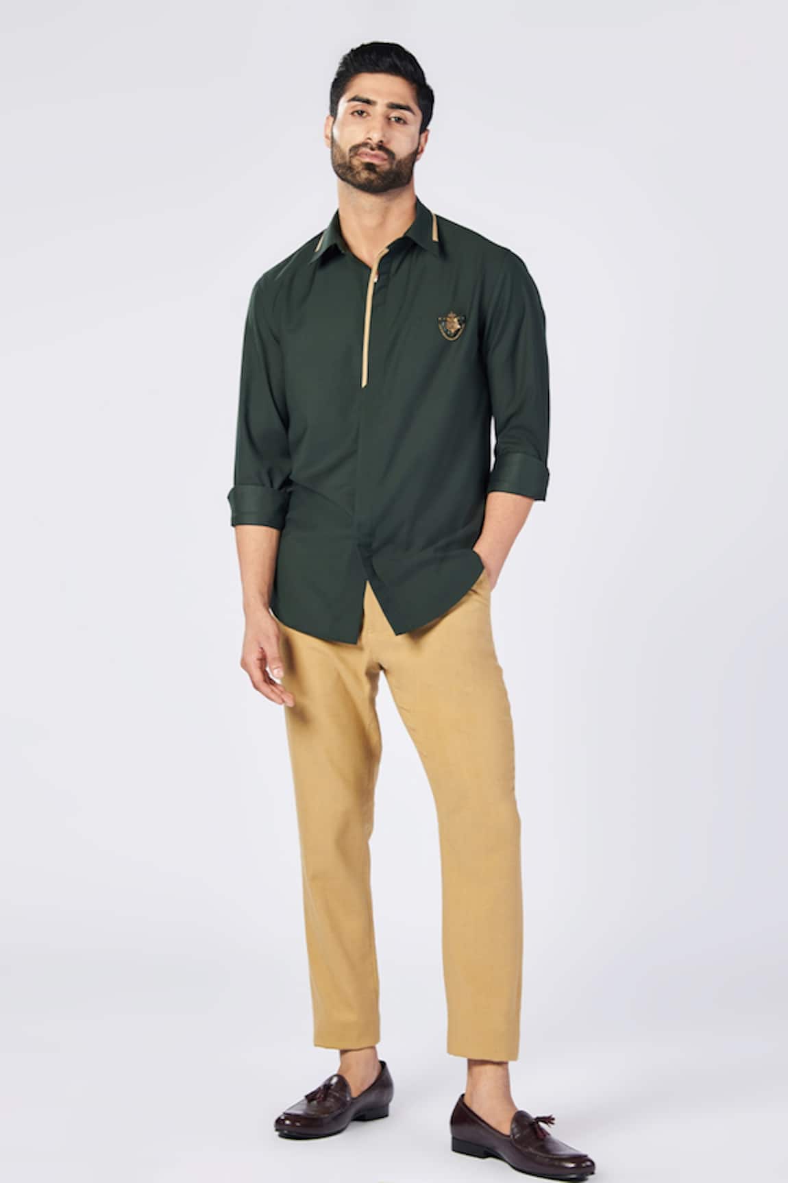 S&N by Shantnu Nikhil Placement Crest Embroidered Slim Fit Shirt