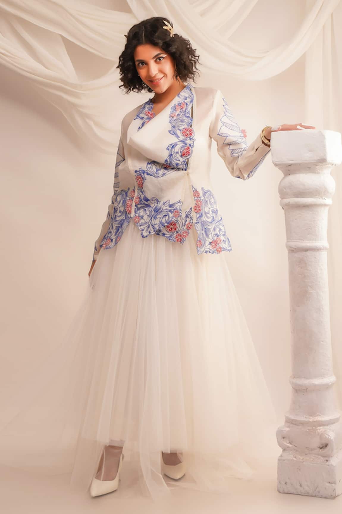 Jajaabor Full Sleeve Cowl Neck Jacket 