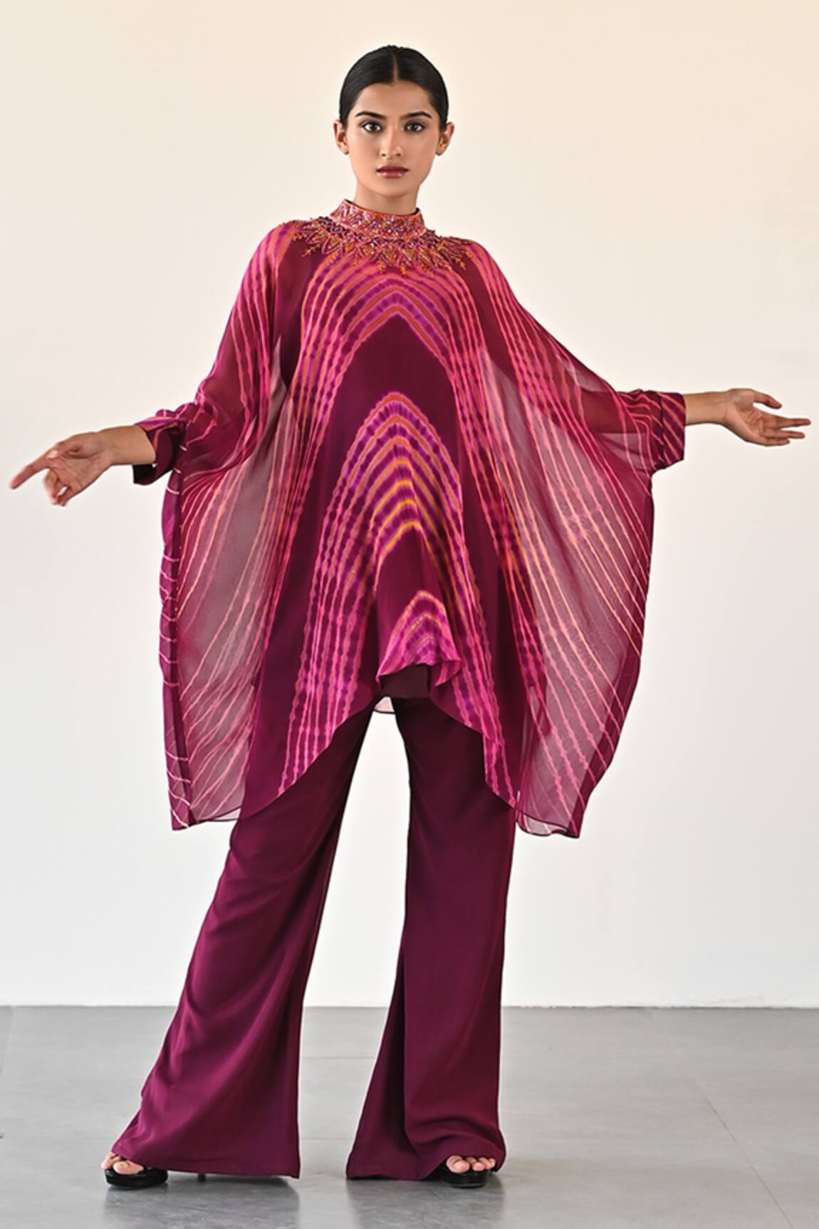 K-Anshika Wave Pattern Top & Pant Set 