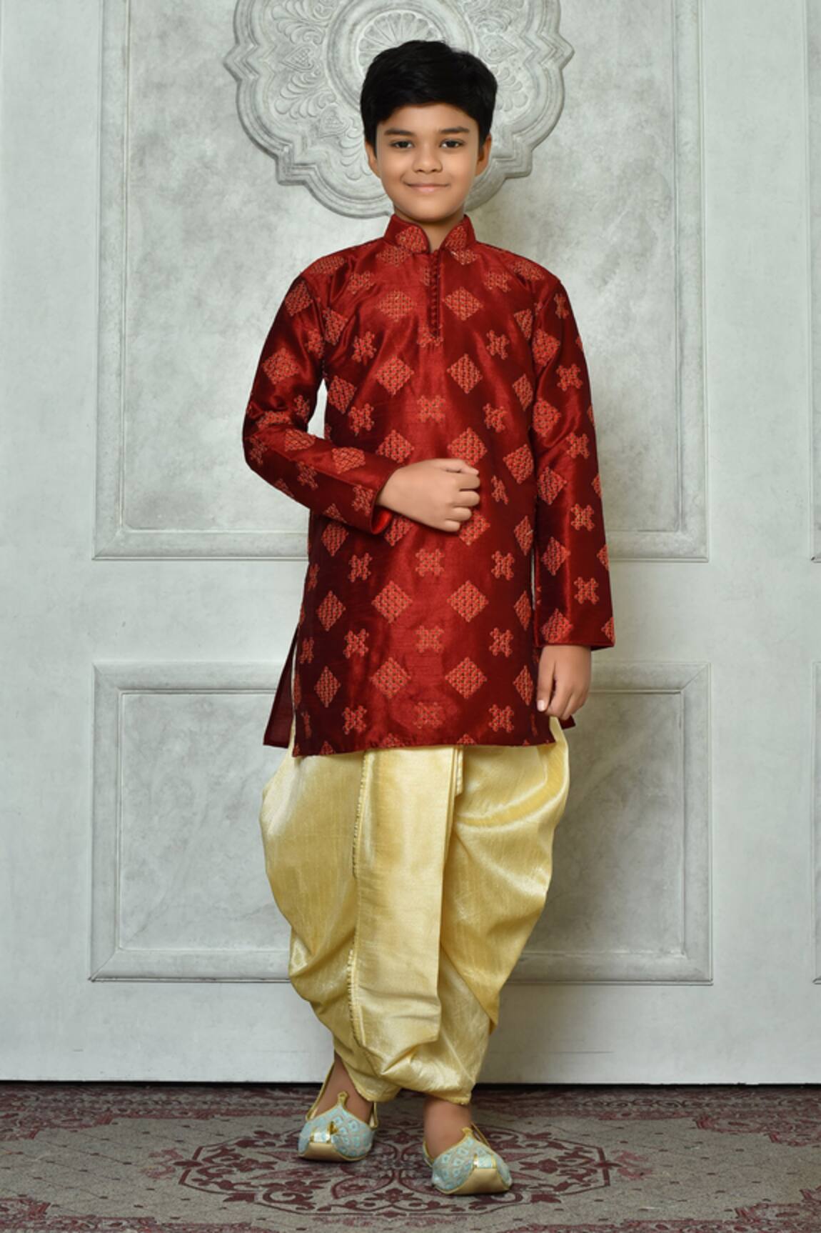 Petite Pomme Diamond Embroidered Kurta & Dhoti Set