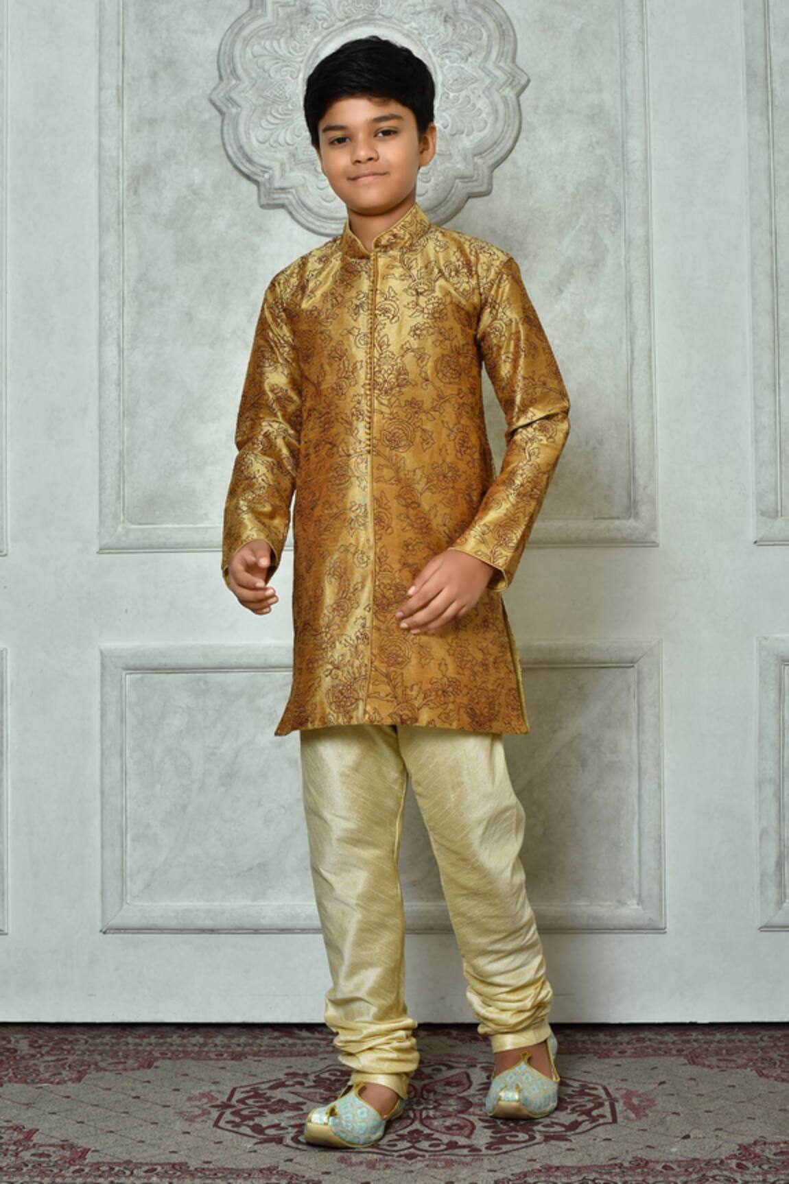 Petite Pomme Flora Embroidered Kurta 