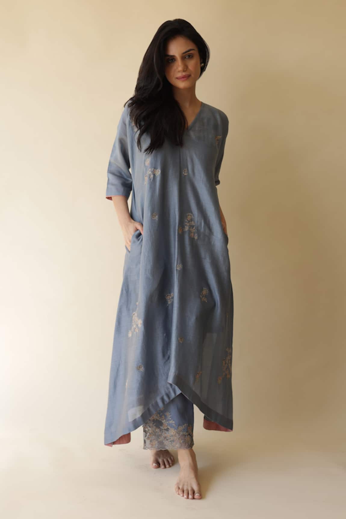 Rhua Mukaish Embroidered Kurta Set 