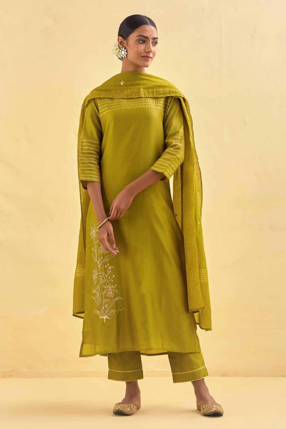 Kamaltaas Pittan Gota Embroidered Kurta Set