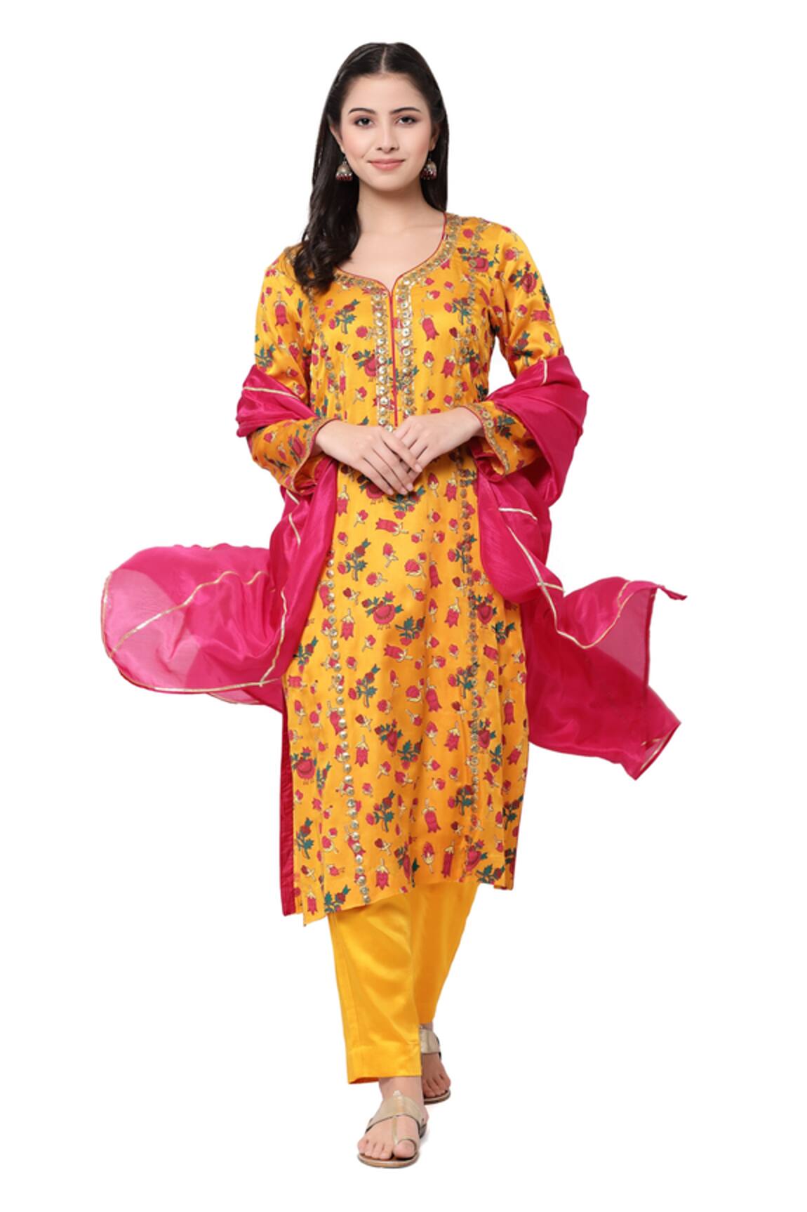 Shetab Kazmi Floral Print Kurta Set 