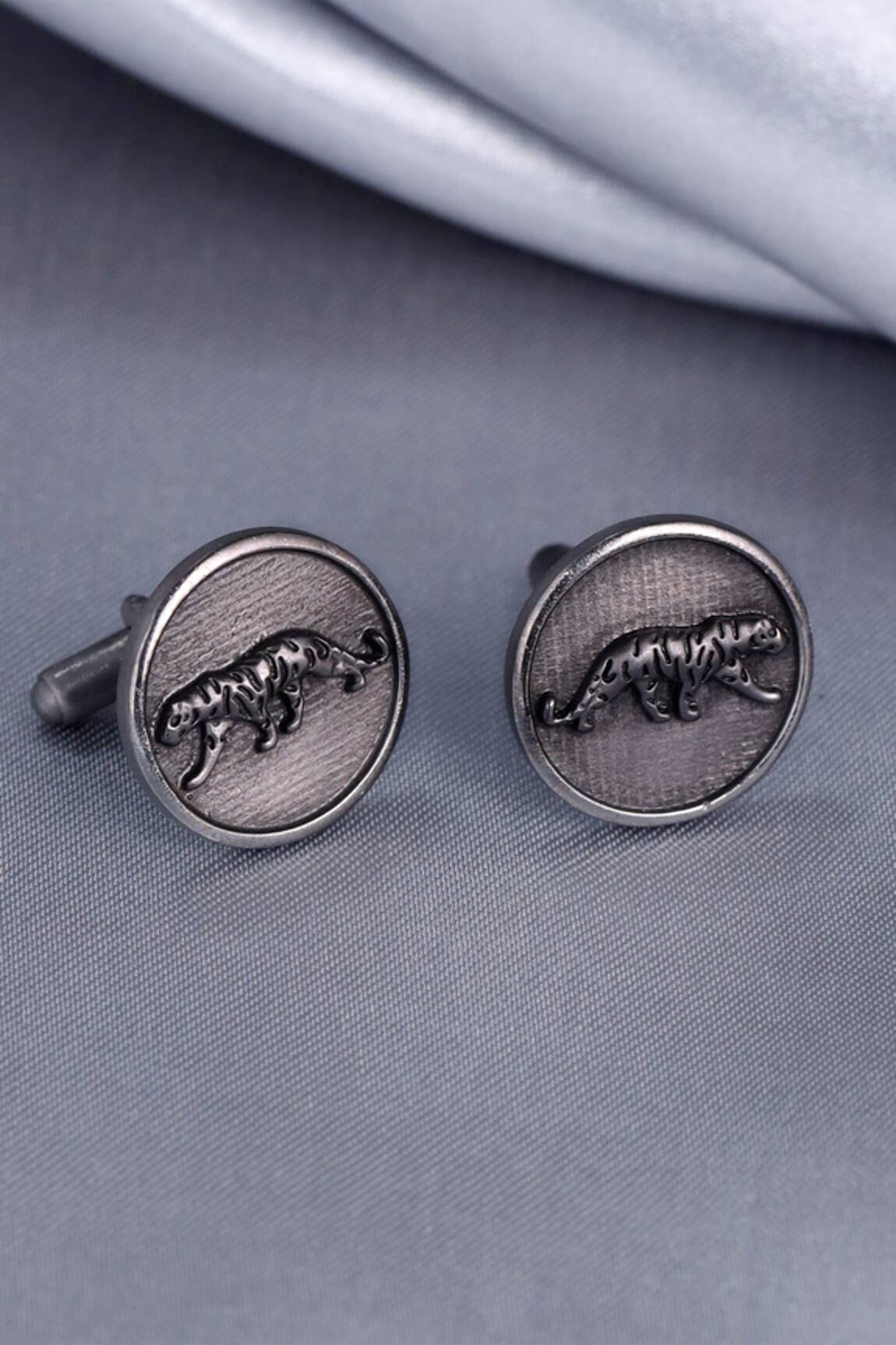 Cosa Nostraa Calm Cheetah Brass Cufflinks