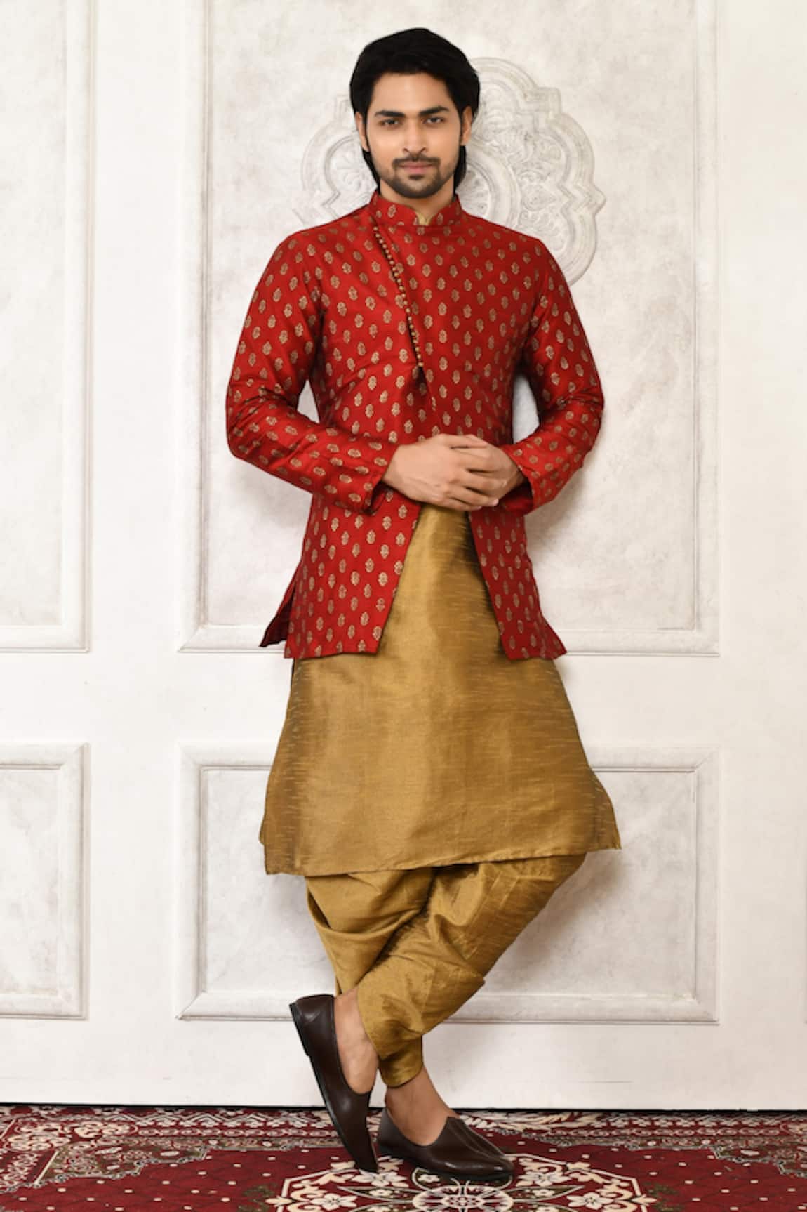 Arihant Rai Sinha Geometrical Pattern Printed Jacket Kurta Set