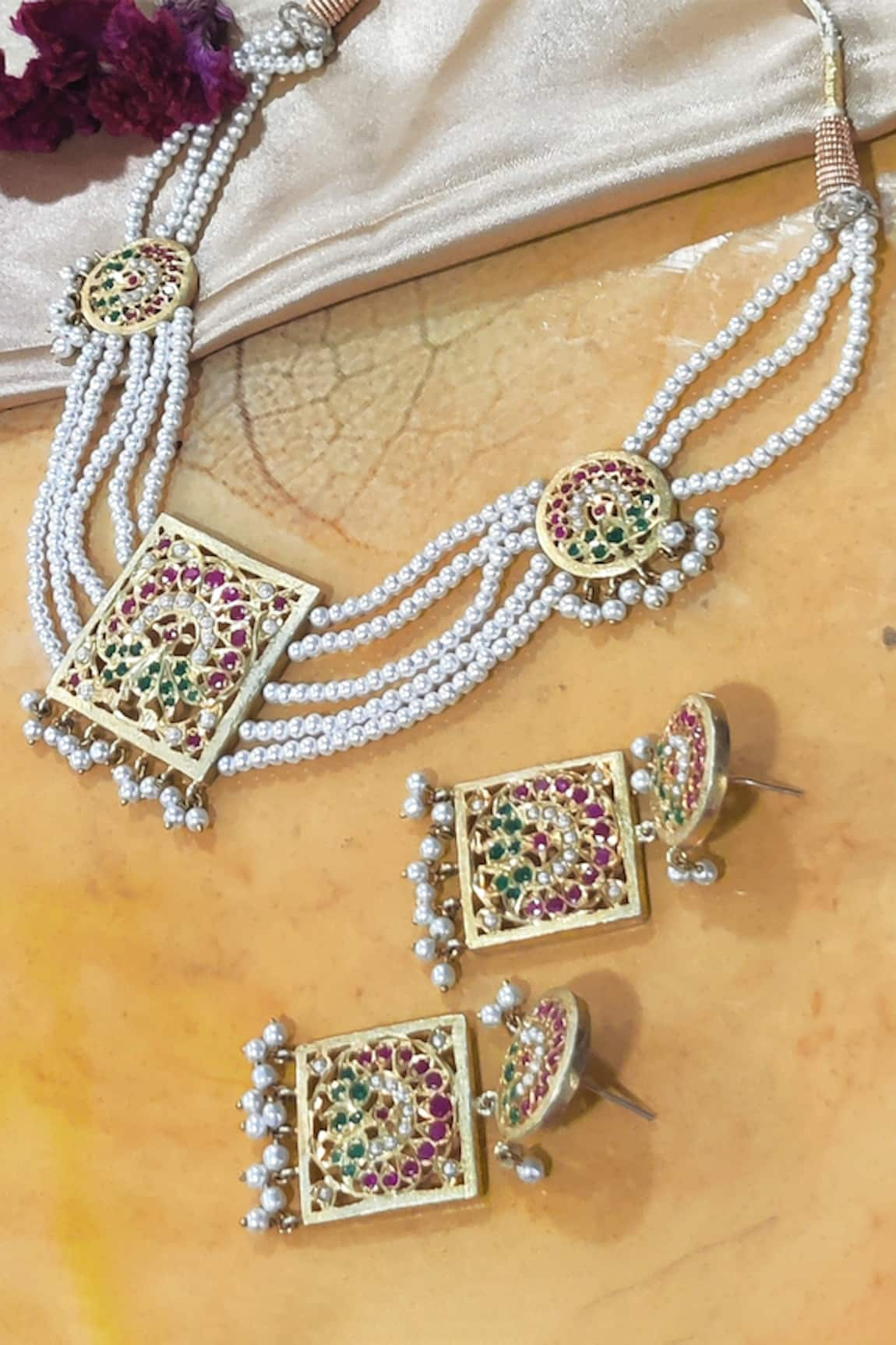 Devanshi Renu Jewels Geometric Shaped Pendant Necklace Set