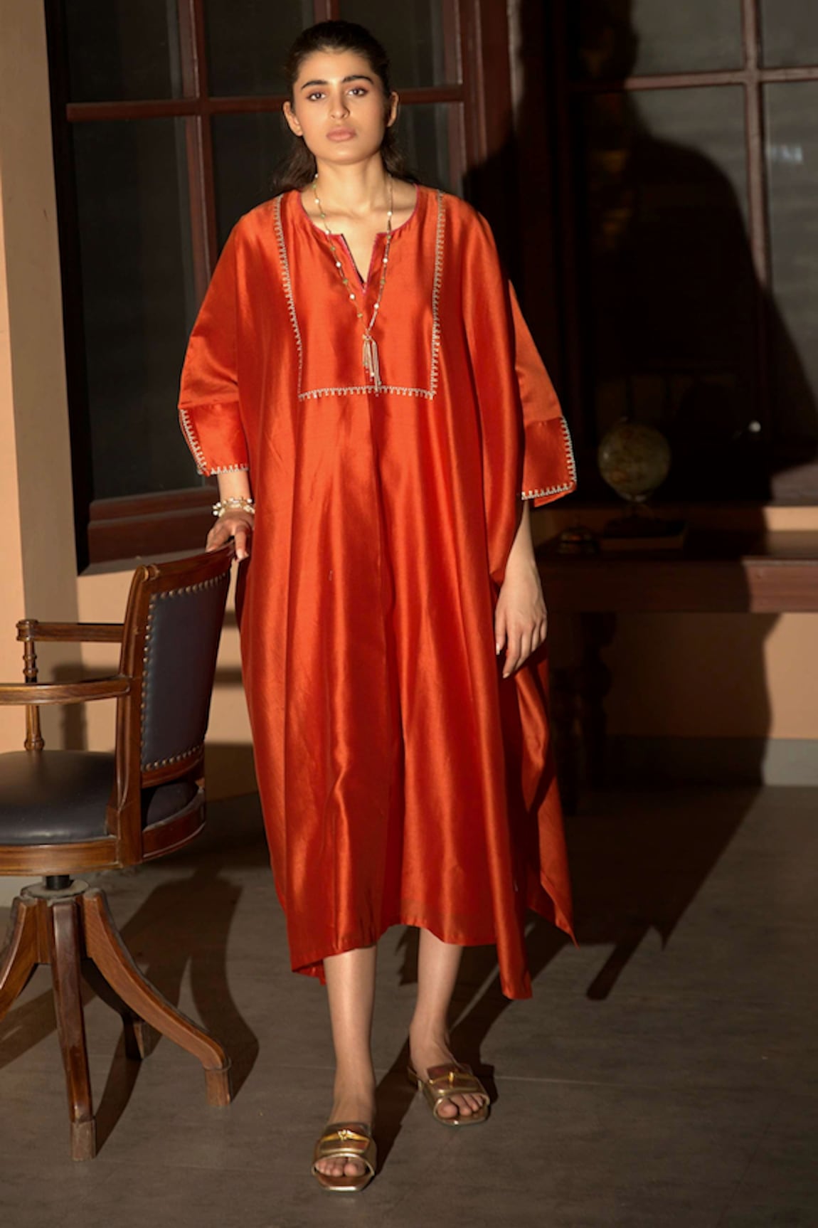 Deep Thee Chanderi Resham Embroidered Kaftan