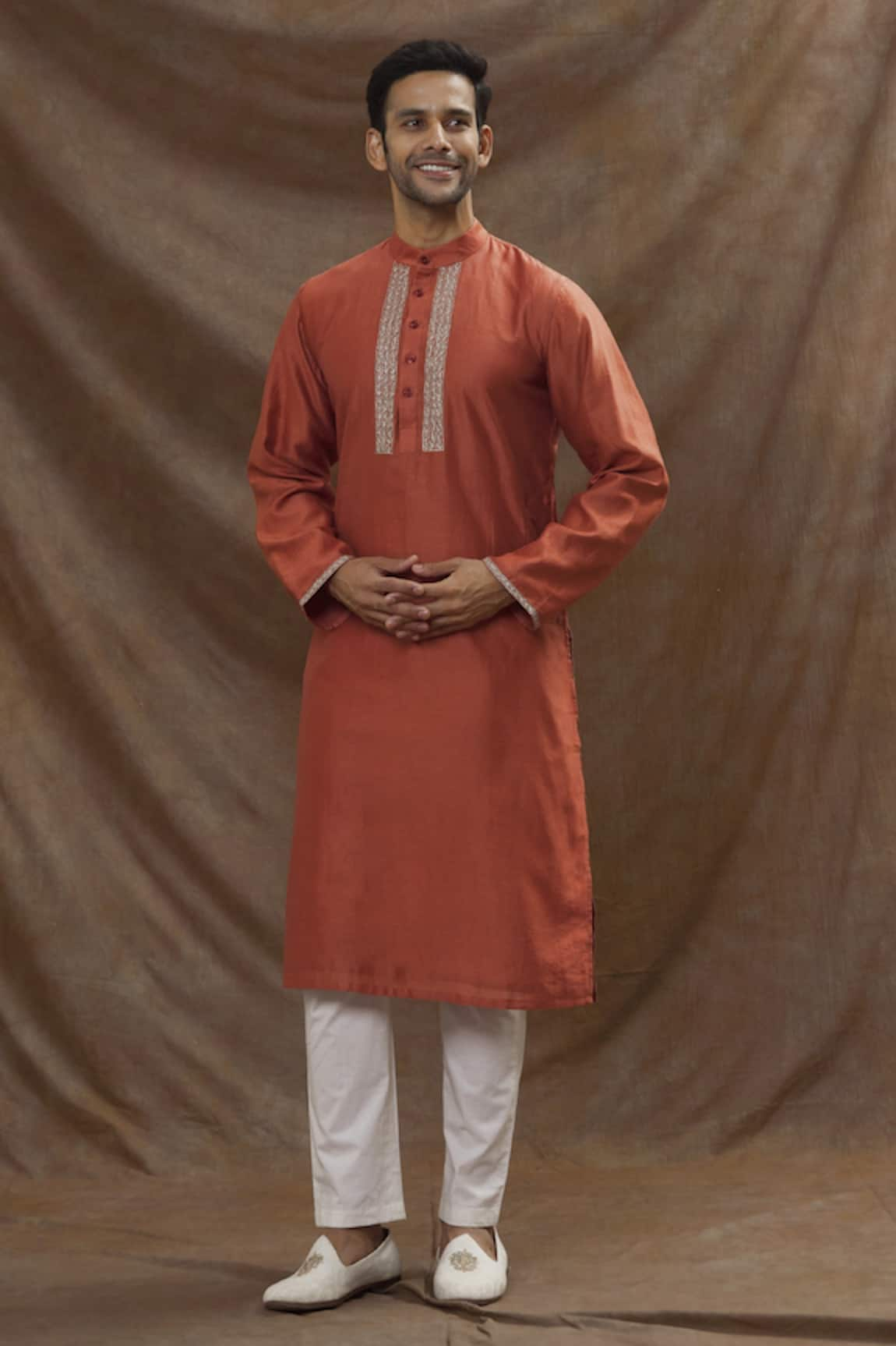 The Men's Kompany Chanderi Silk Kurta & Pant Set