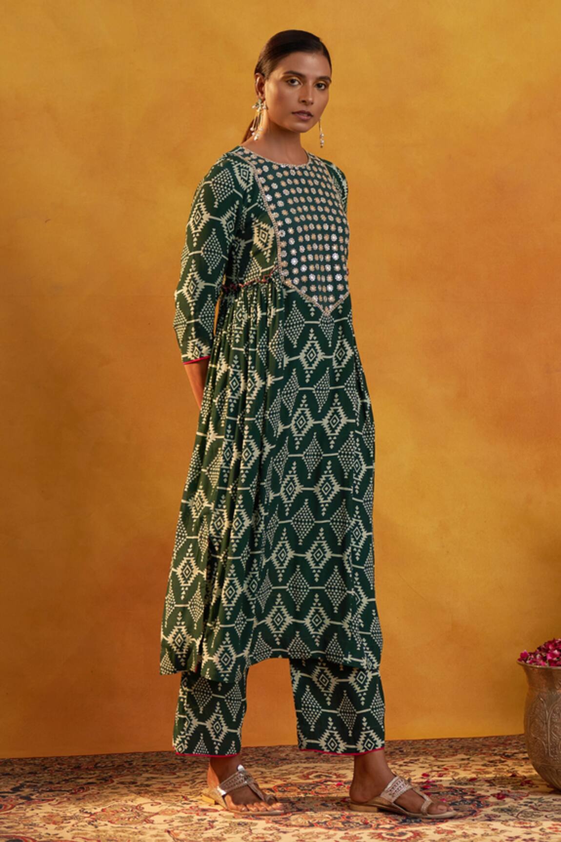 Rekha Agra Moroccan Print Kurta & Pant Set