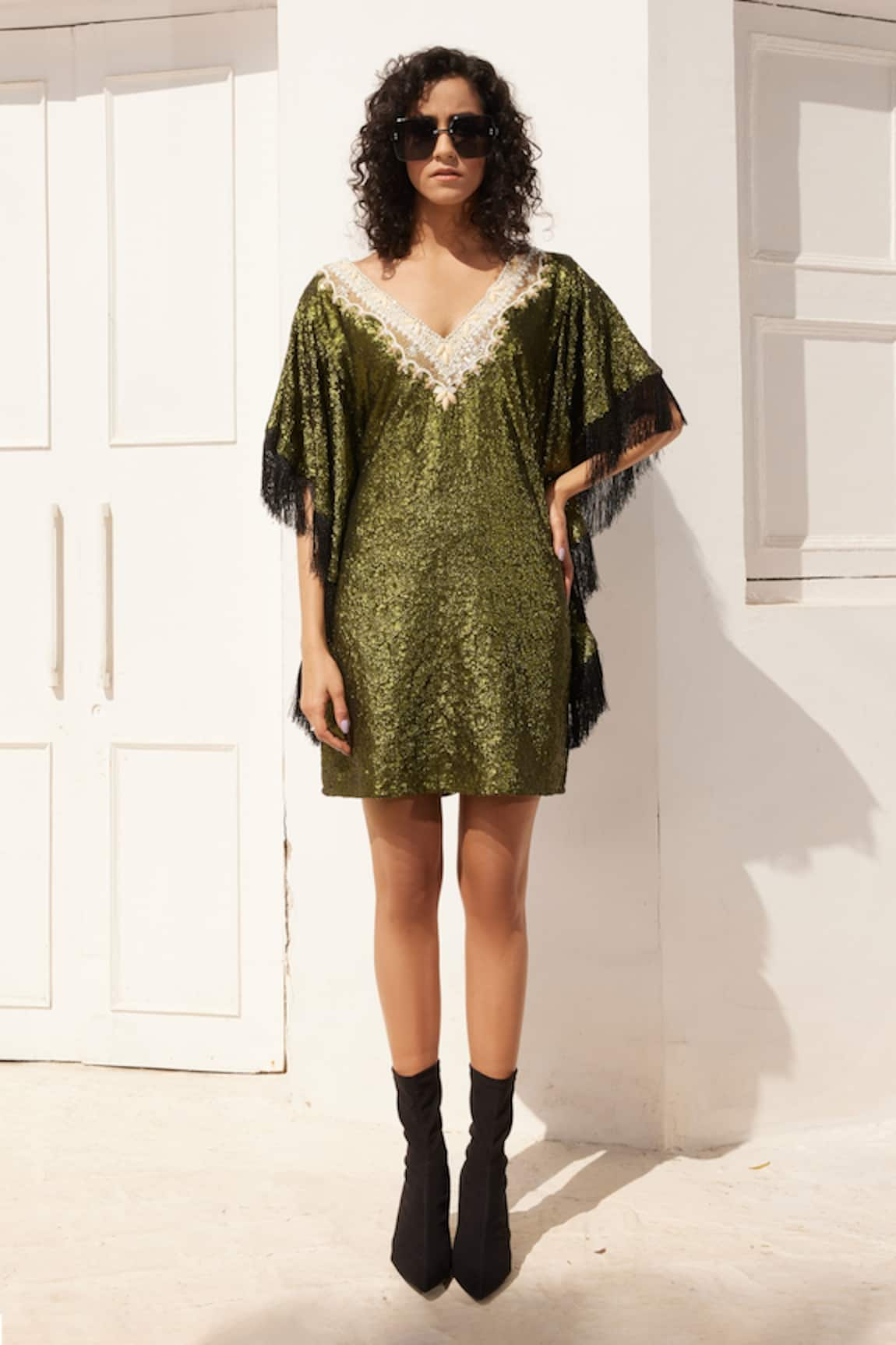 Reynu Taandon Sequin Work Embellished Kaftan